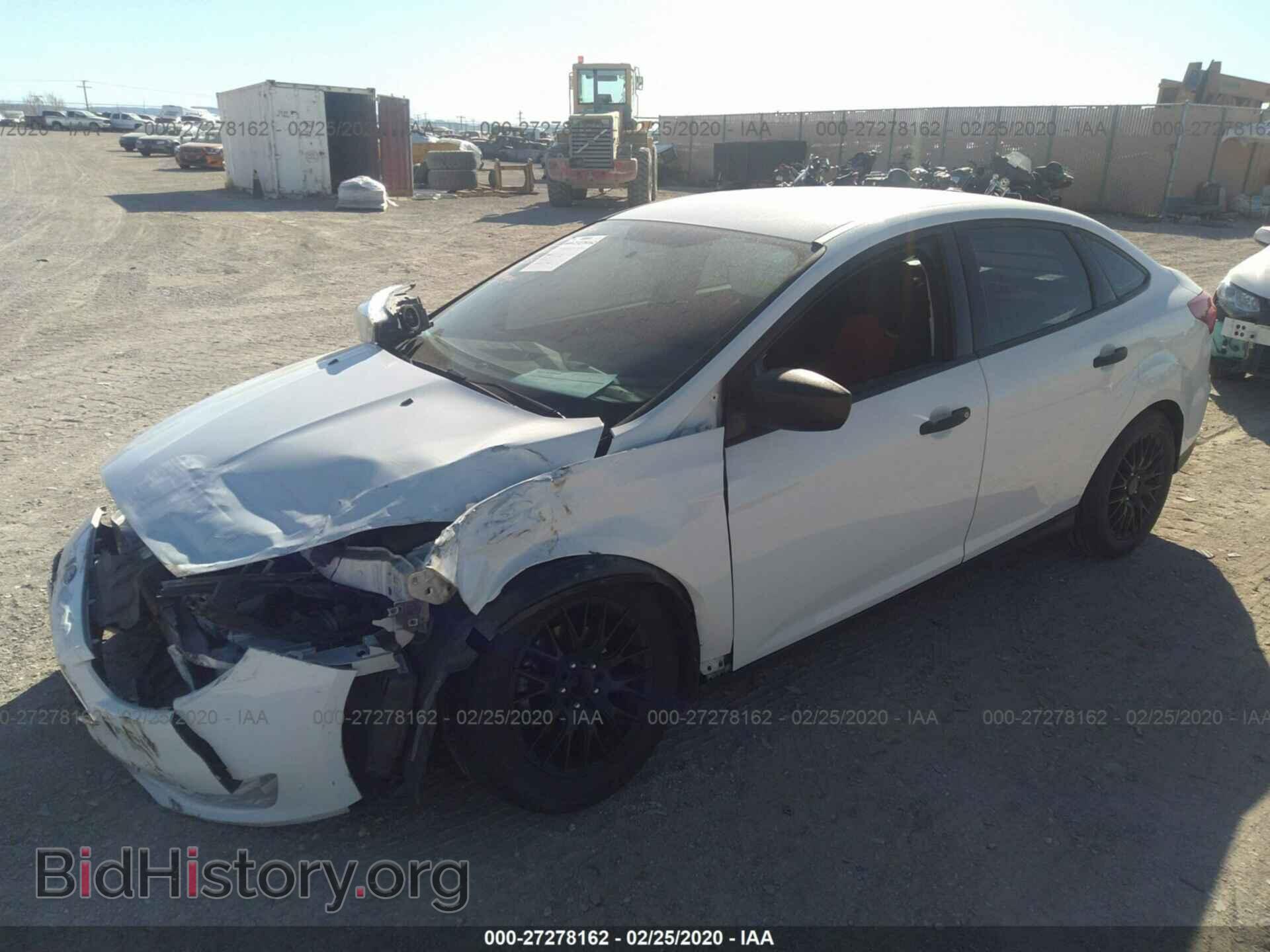 2016 FORD FOCUS - VIN: 1FADP3E24GL369855 - Фото 2