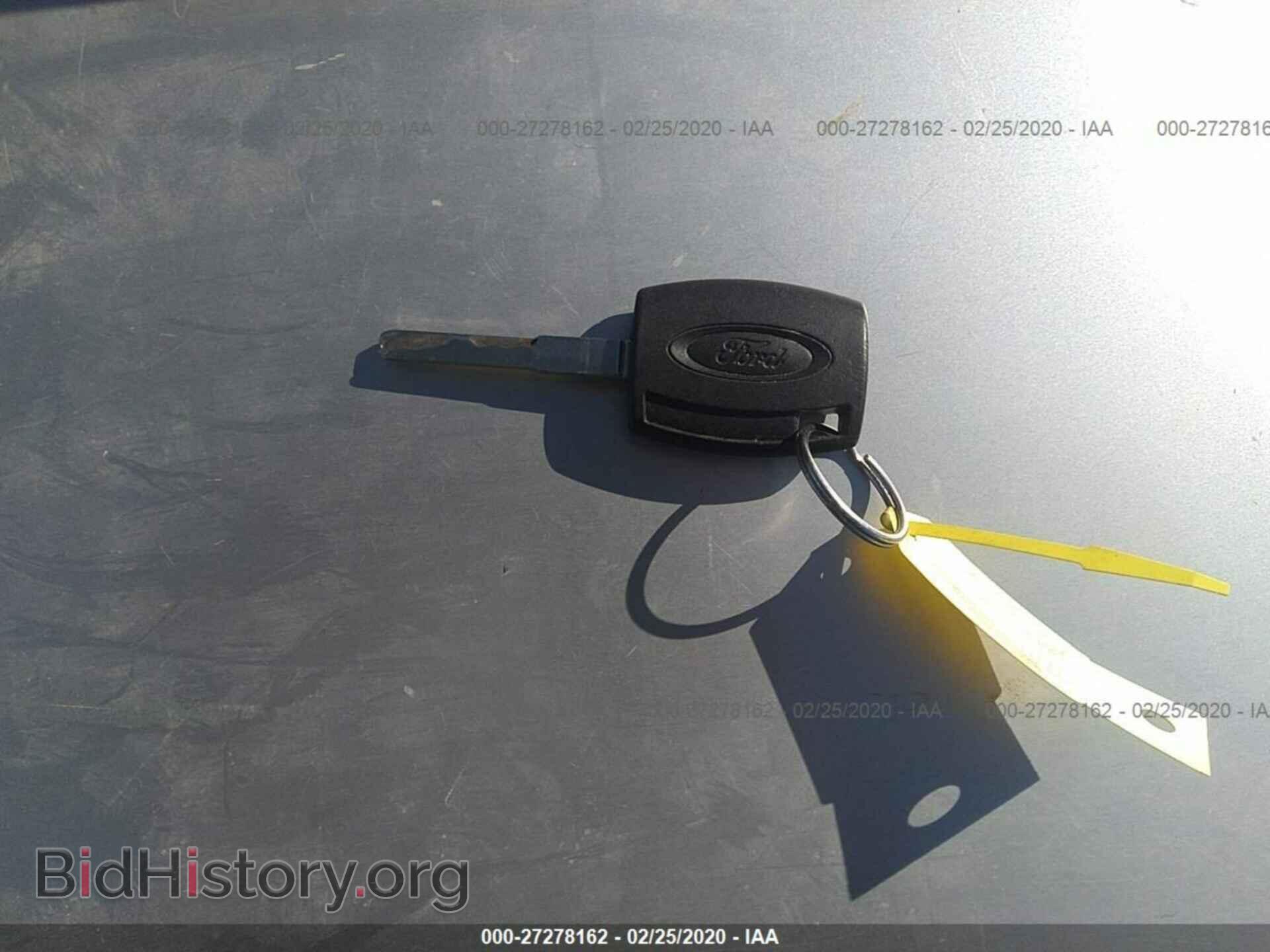 2016 FORD FOCUS - VIN: 1FADP3E24GL369855 - Фото 11