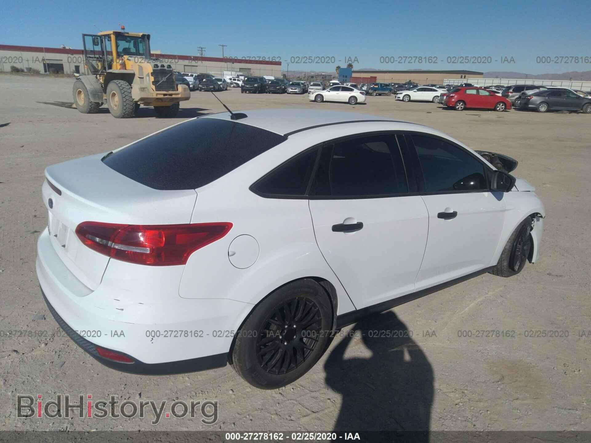 2016 FORD FOCUS - VIN: 1FADP3E24GL369855 - Фото 4