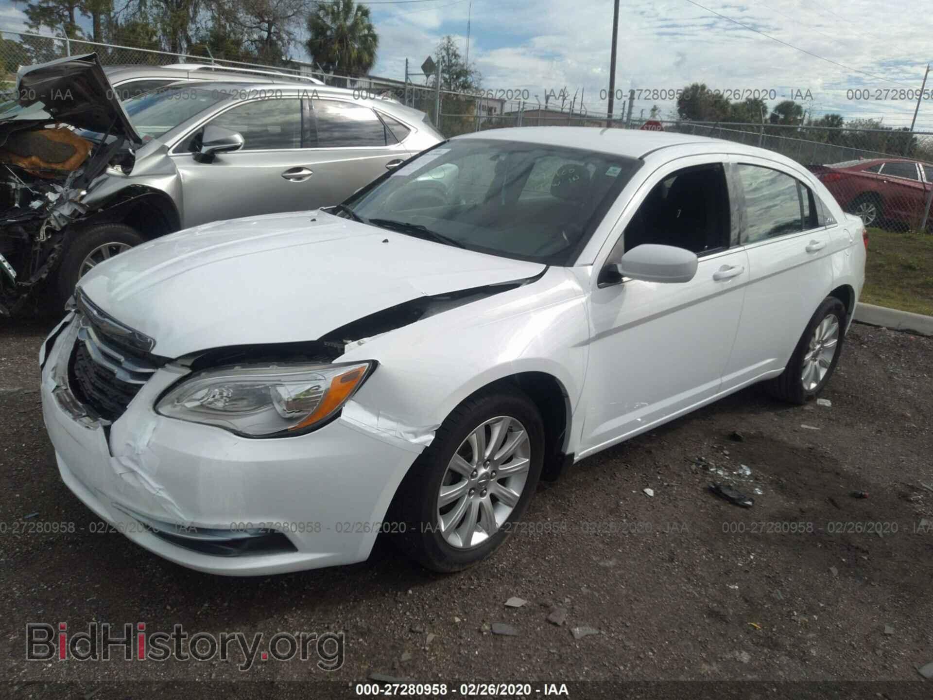 2013 CHRYSLER 200 - VIN: 1C3CCBBB2DN672461 - Photo 2
