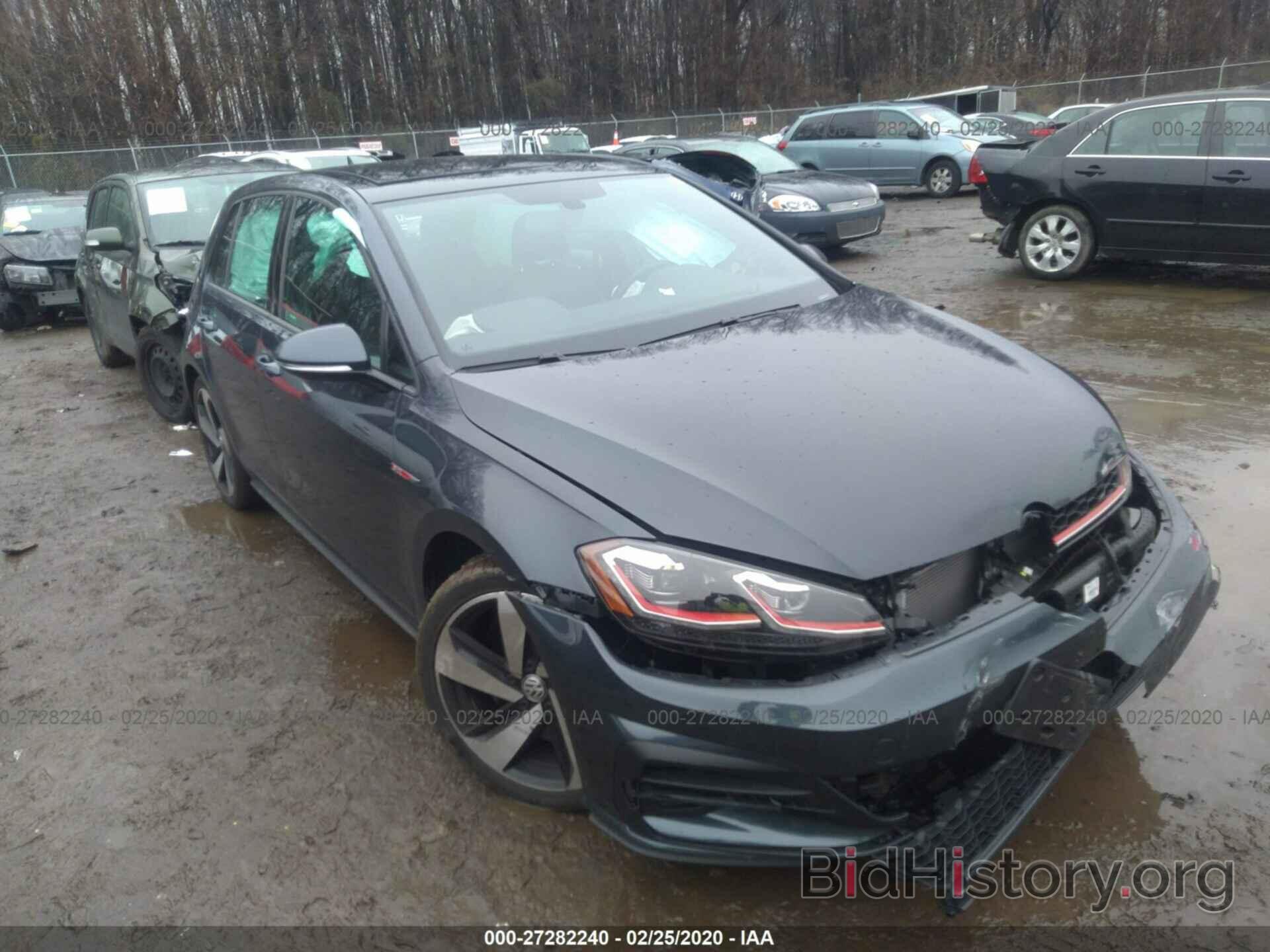 Photo 3VW547AU0JM256980 - VOLKSWAGEN GTI 2018