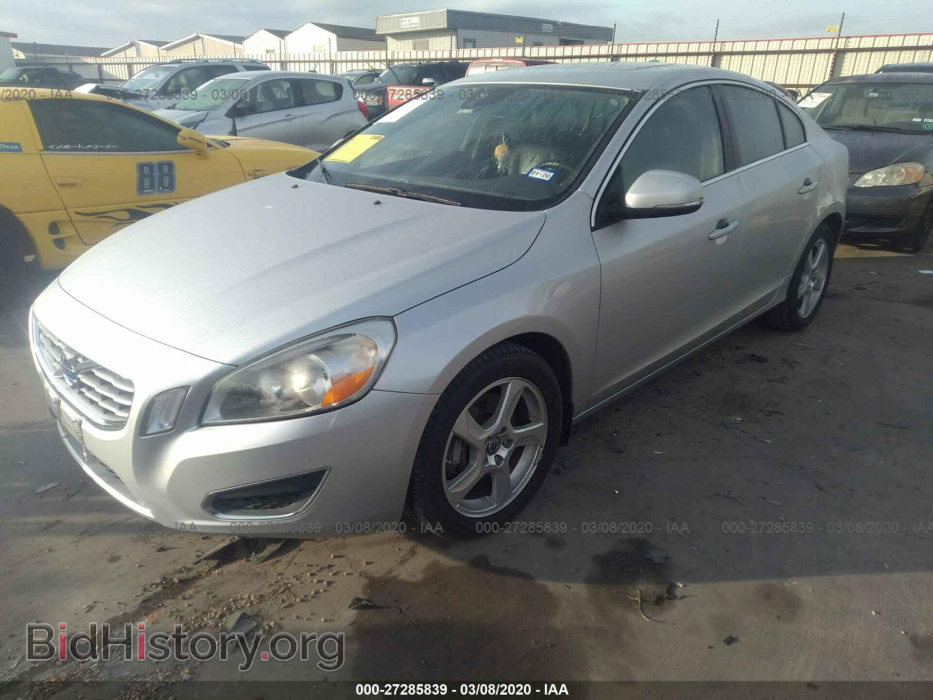 2012 VOLVO S60 - VIN: YV1622FS8C2115019 - Фото 2