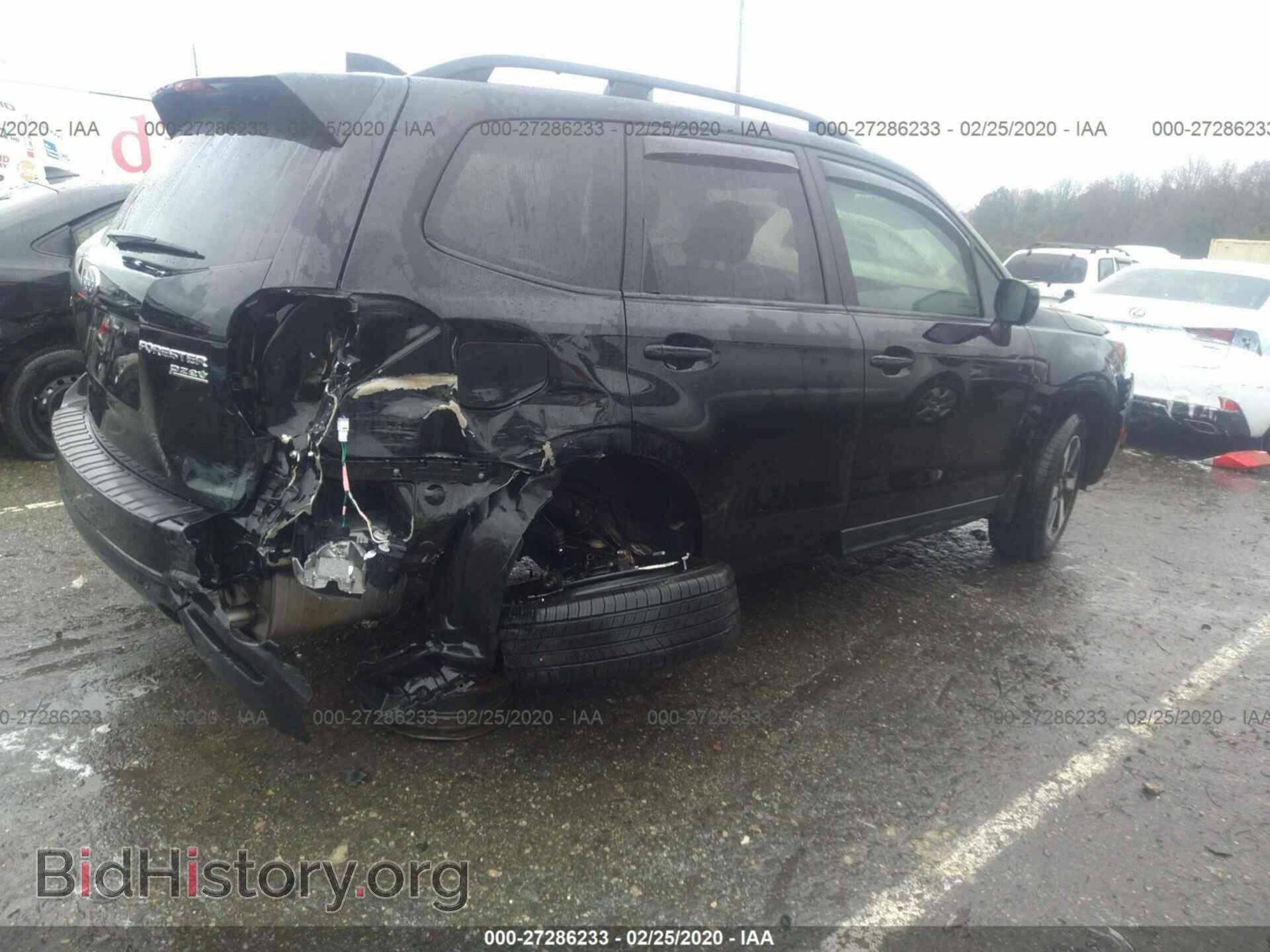 2017 SUBARU FORESTER - VIN: JF2SJAEC9HH451618 - Фото 4