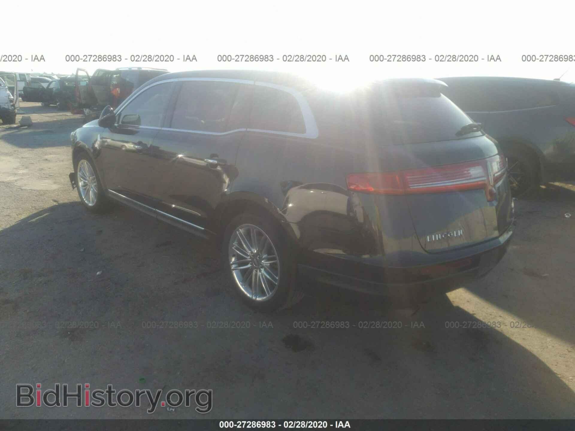 2014 LINCOLN MKT - VIN: 2LMHJ5AT7EBL52164 - Фото 3