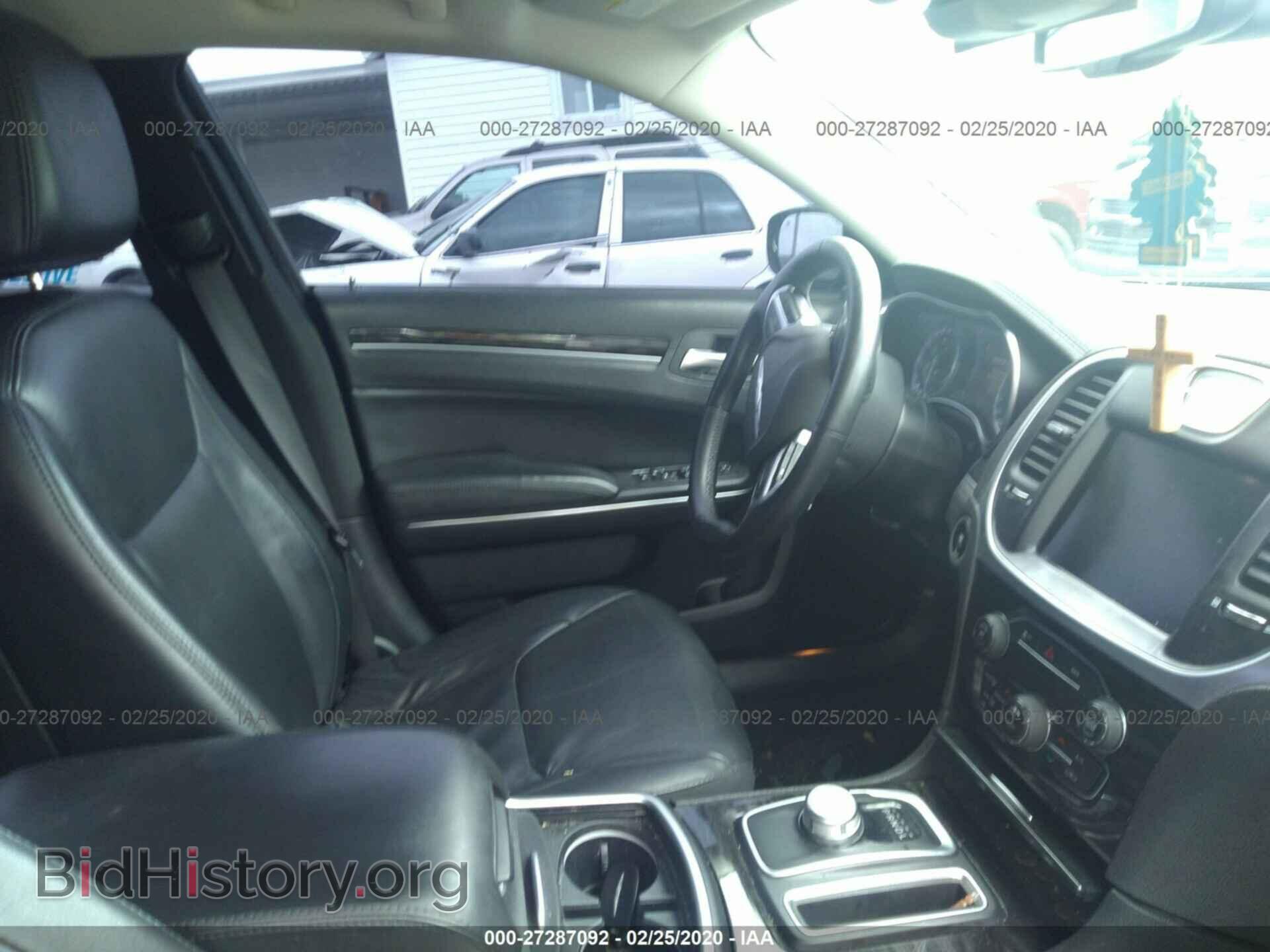 2016 CHRYSLER 300 - VIN: 2C3CCAAG0GH194531 - Фото 5