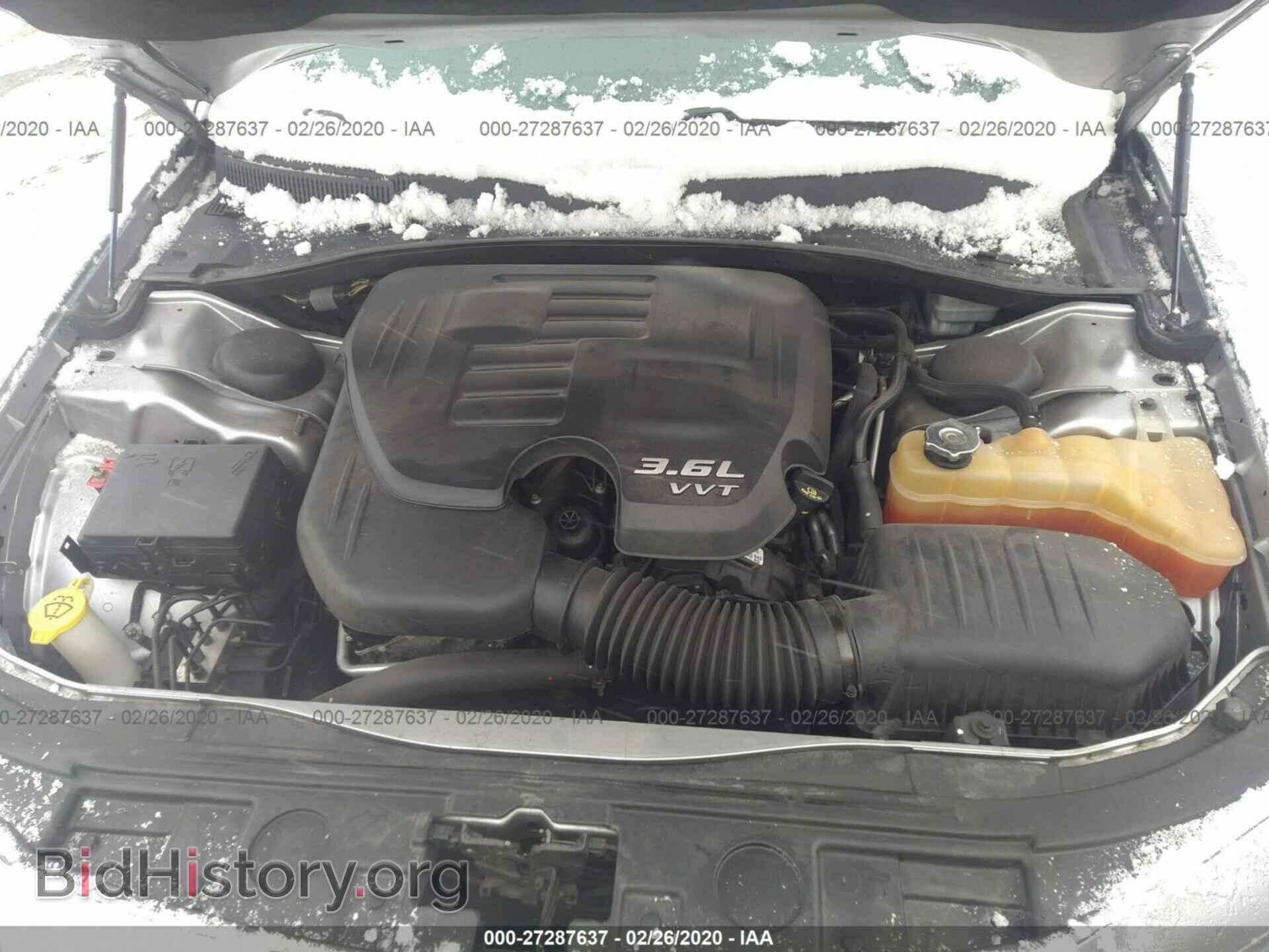 2014 CHRYSLER 300 - VIN: 2C3CCAGG0EH100975 - Photo 10