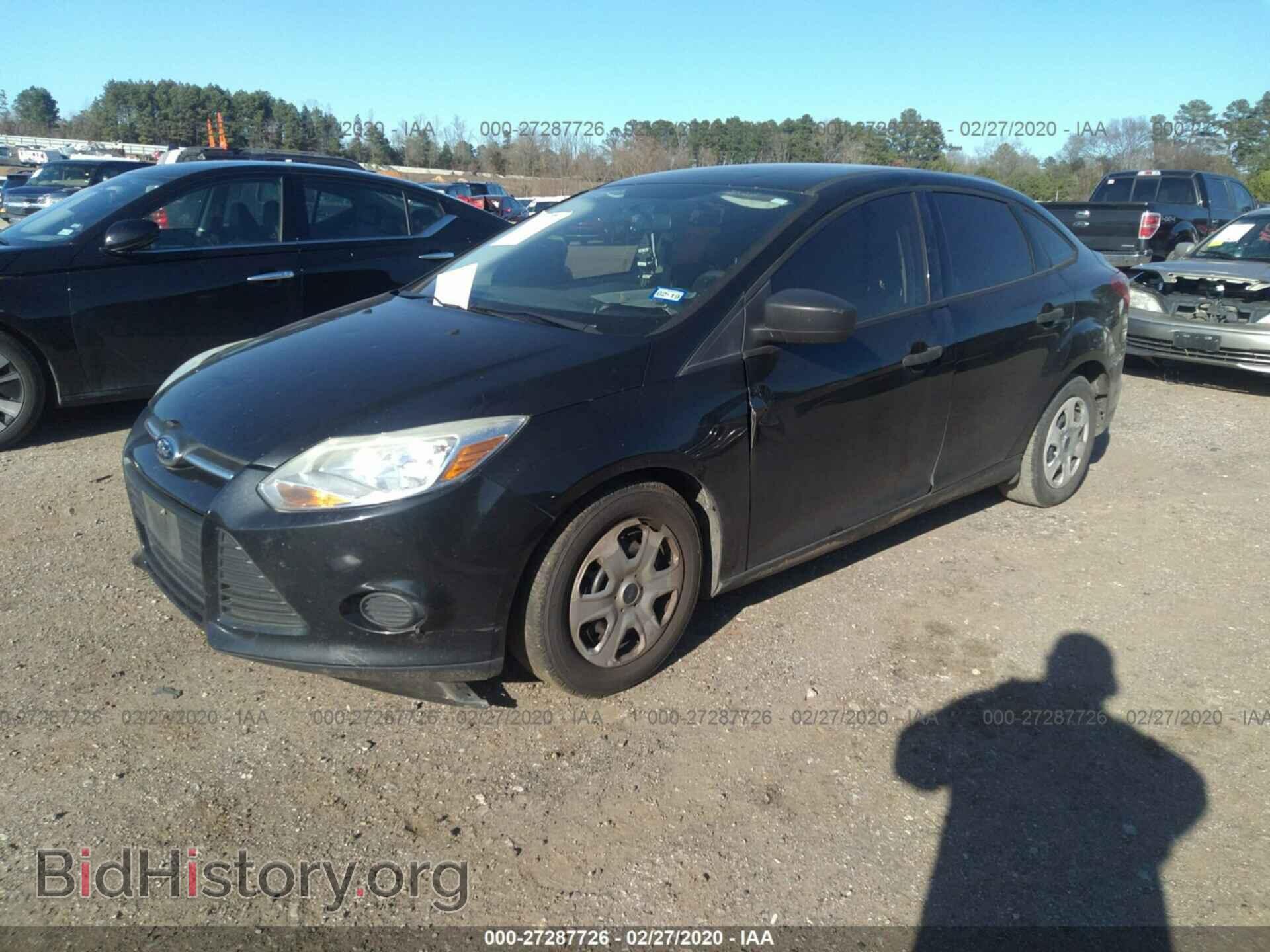 2013 FORD FOCUS - VIN: 1FADP3E22DL138089 - Photo 2