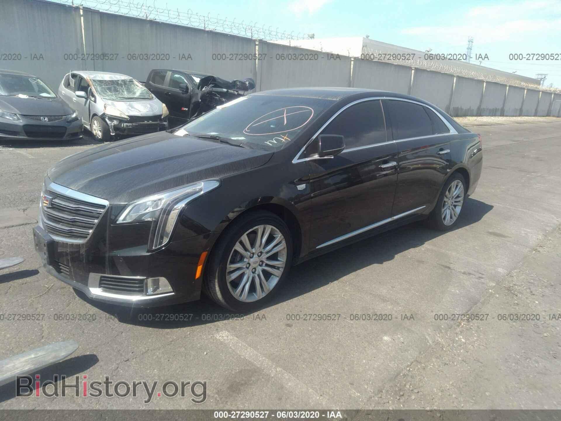 2018 Cadillac XTS - VIN: 2G61M5S3XJ9157767 - Фото 2
