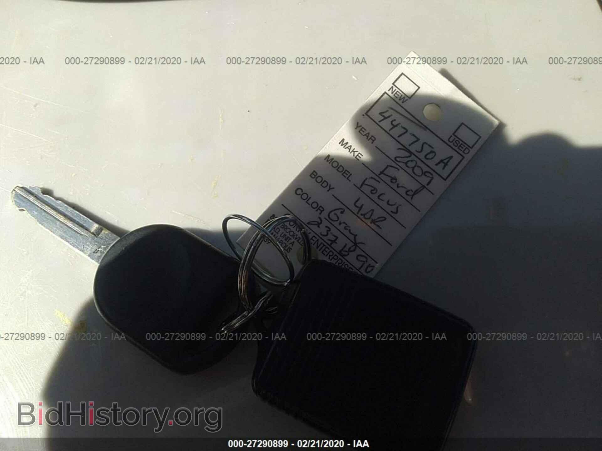 2009 FORD FOCUS - VIN: 1FAHP37N49W237690 - Фото 11
