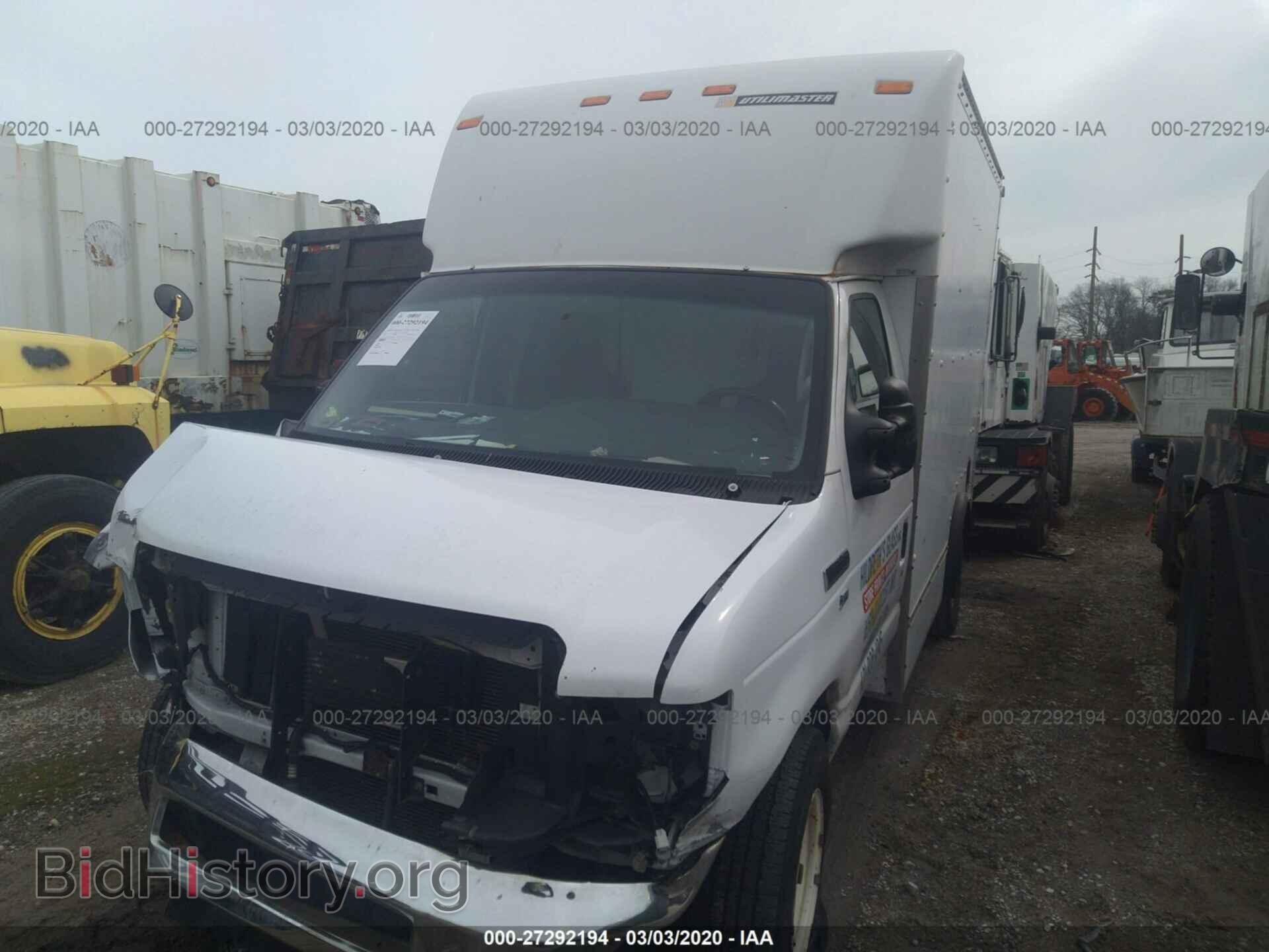 2013 FORD ECONOLINE - VIN: 1FDWE3FL7DDA44599 - Фото 2
