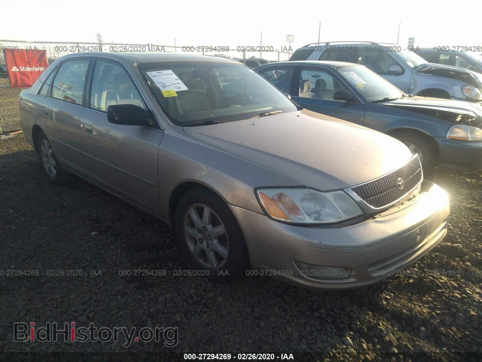 Photo 4T1BF28BX2U245923 - TOYOTA AVALON 2002