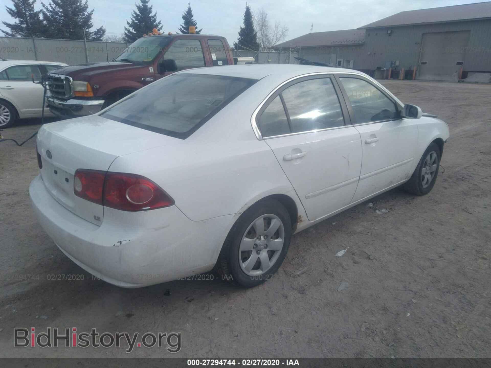 2006 KIA OPTIMA - VIN: KNAGE123065067283 - Фото 4