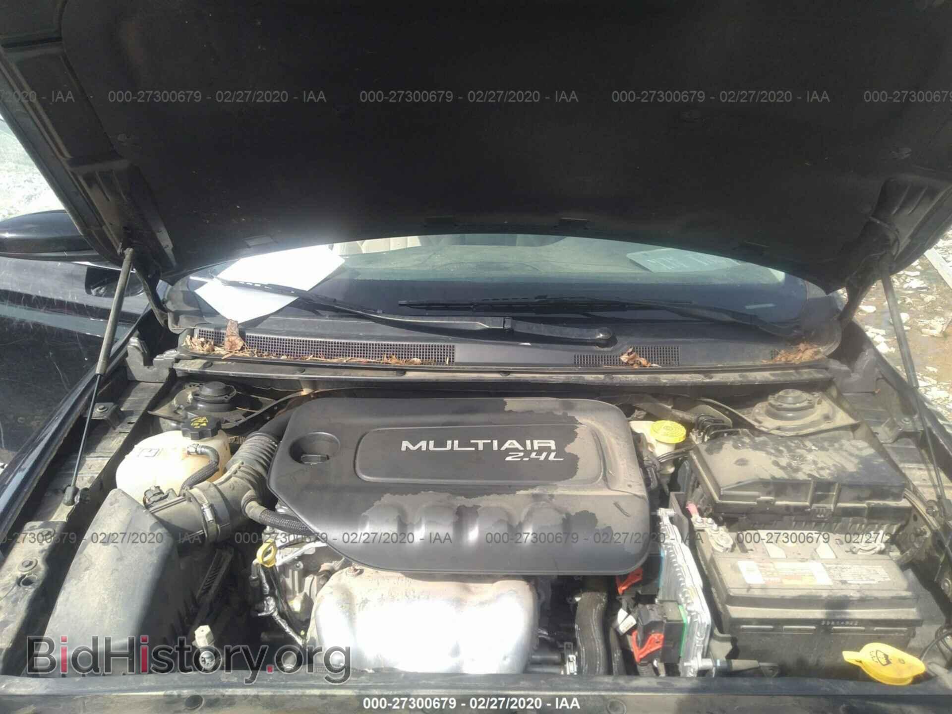 2015 CHRYSLER 200 - VIN: 1C3CCCAB6FN581882 - Photo 9