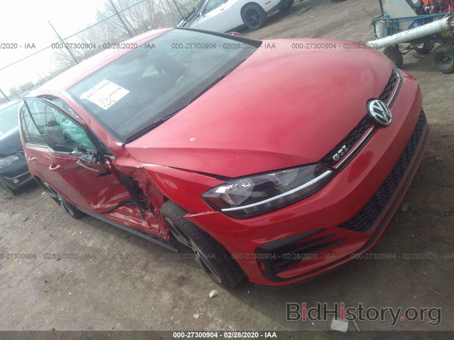 Photo 3VW547AU2JM284392 - VOLKSWAGEN GTI 2018