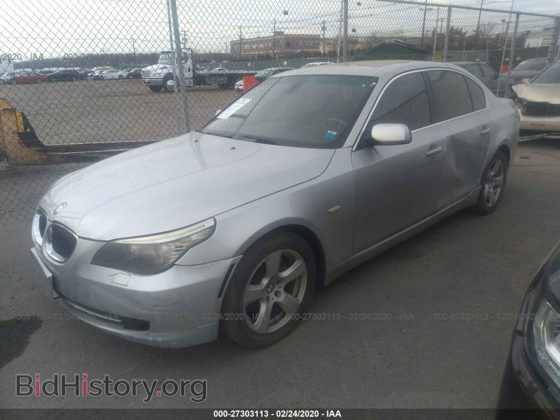 2008 BMW 528 - VIN: WBANU53548CT06303 - Фото 2