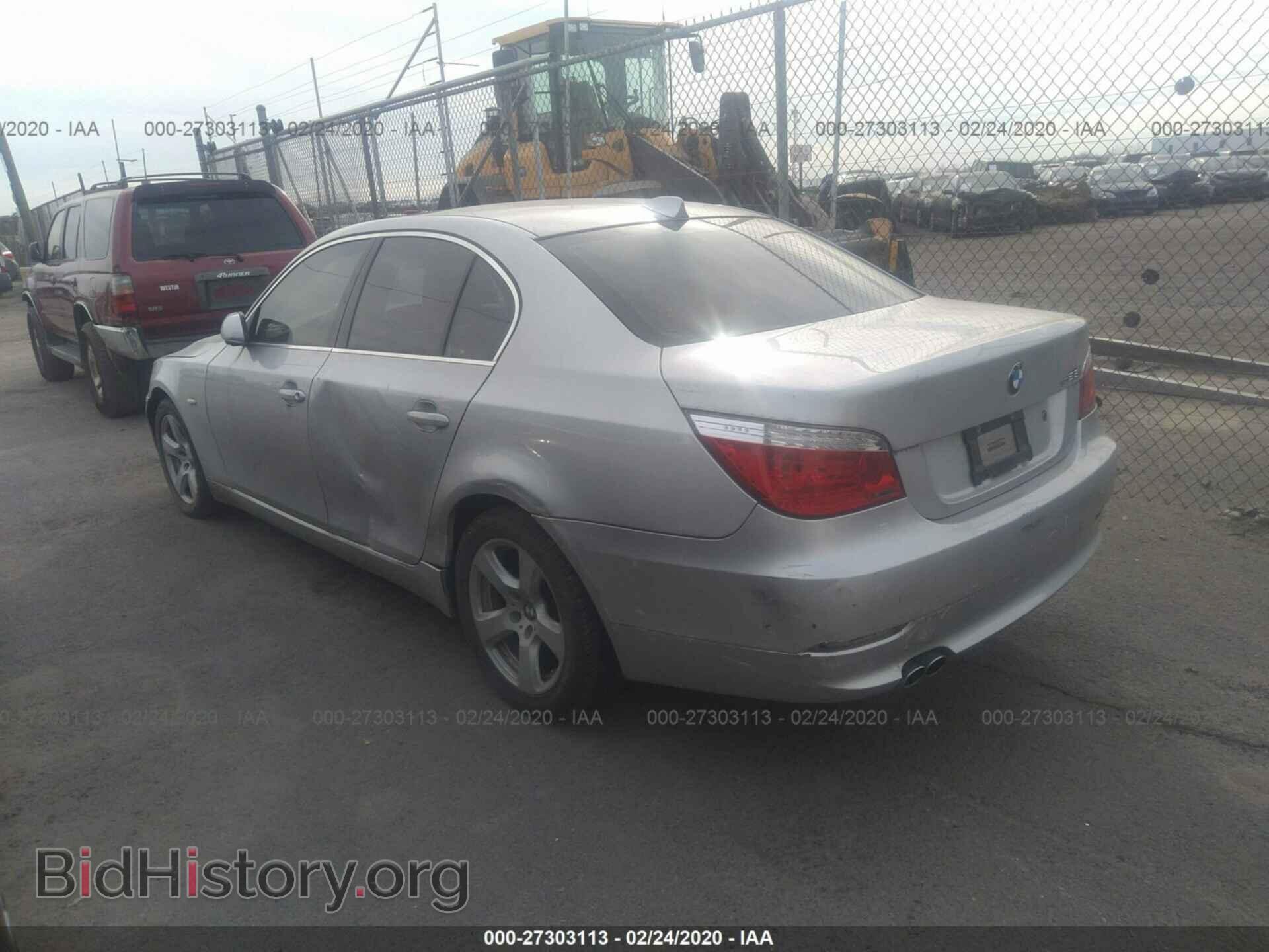 2008 BMW 528 - VIN: WBANU53548CT06303 - Фото 3