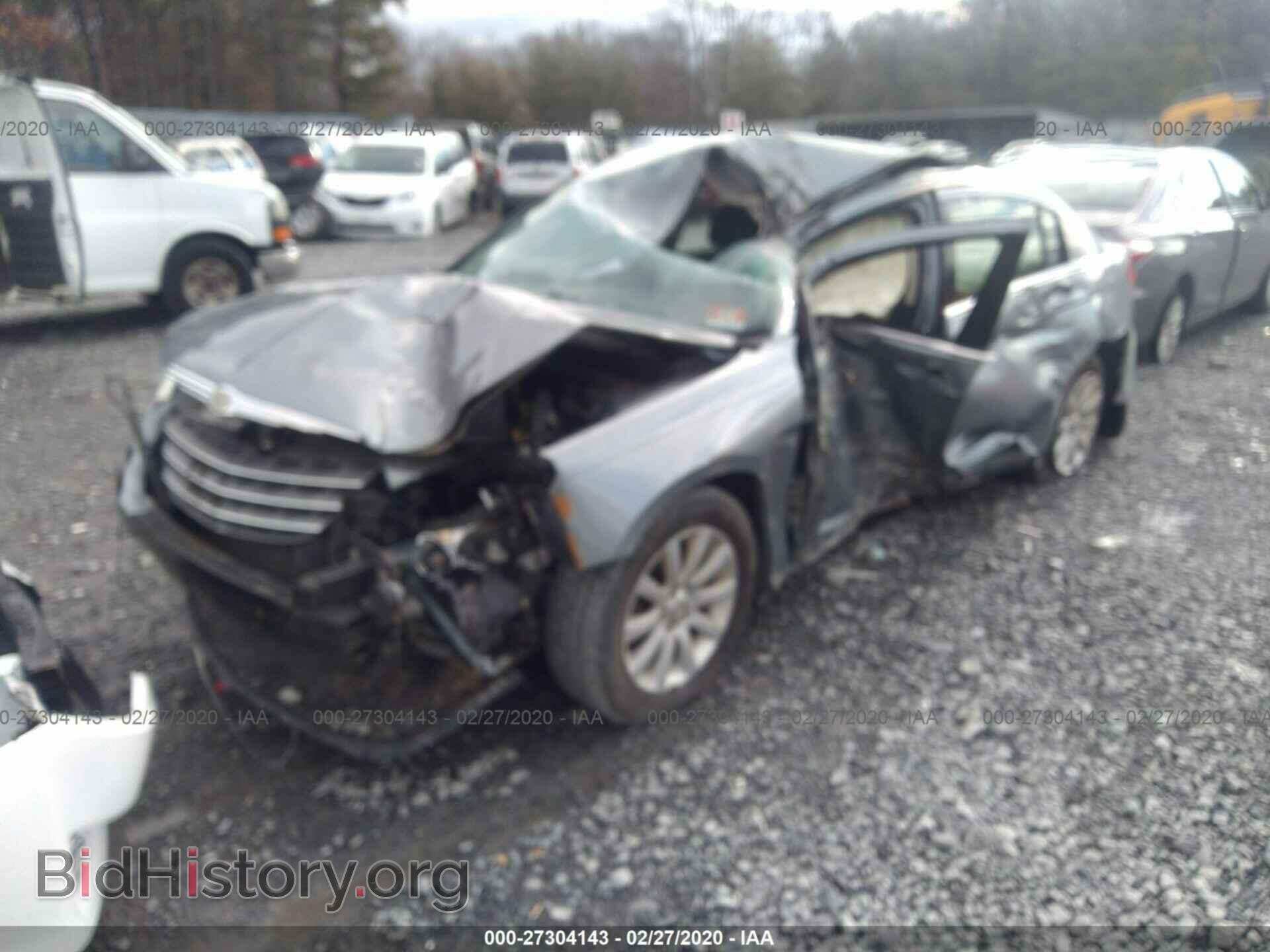 2010 CHRYSLER SEBRING - VIN: 1C3CC5FB0AN166716 - Фото 2