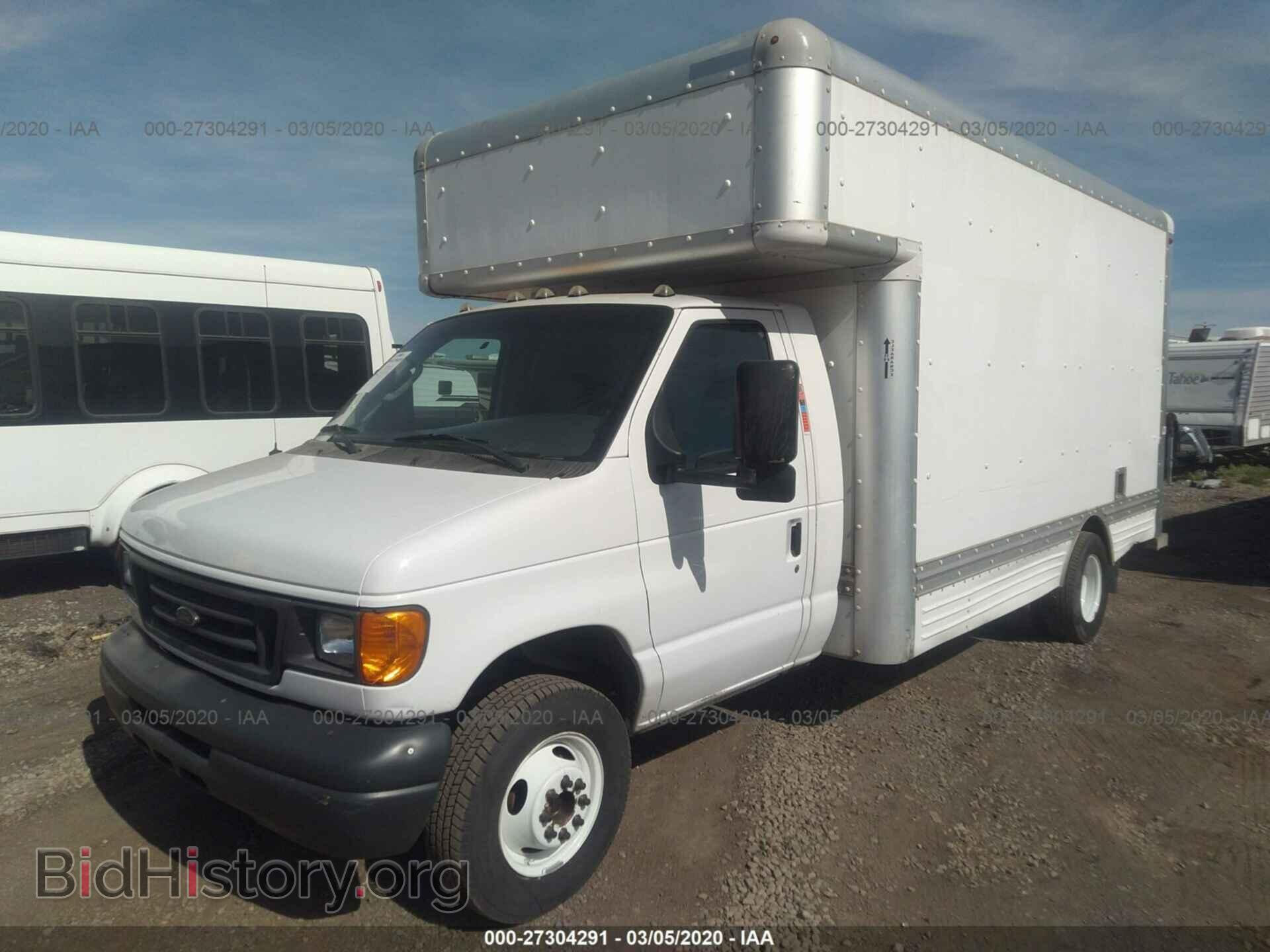 2007 FORD ECONOLINE - VIN: 1FDXE45S67DA16459 - Фото 2