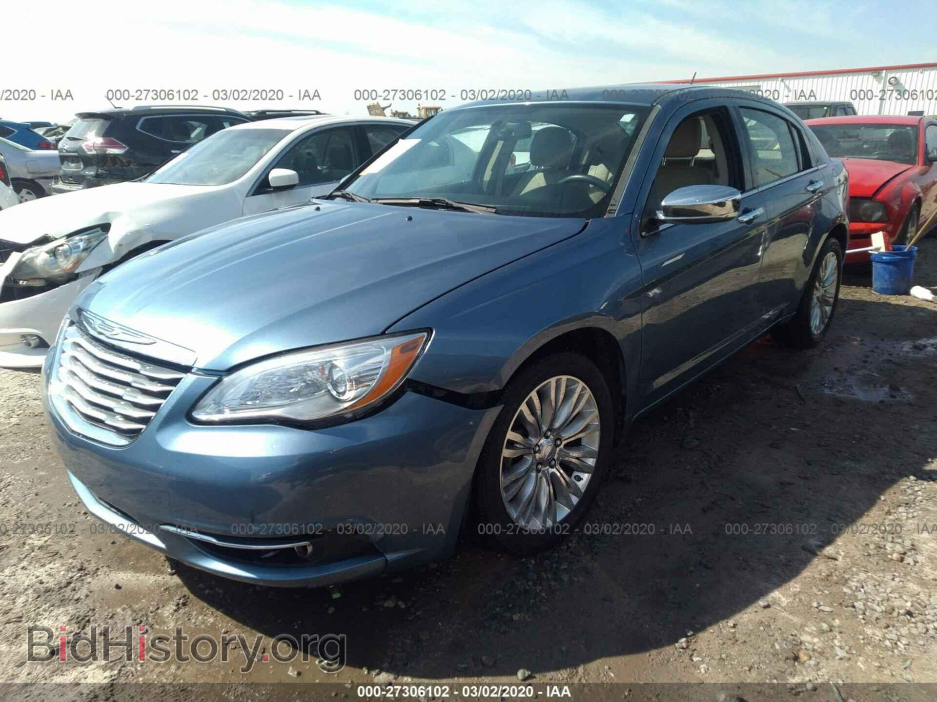 2011 CHRYSLER 200 - VIN: 1C3BC2FB1BN580325 - Фото 2