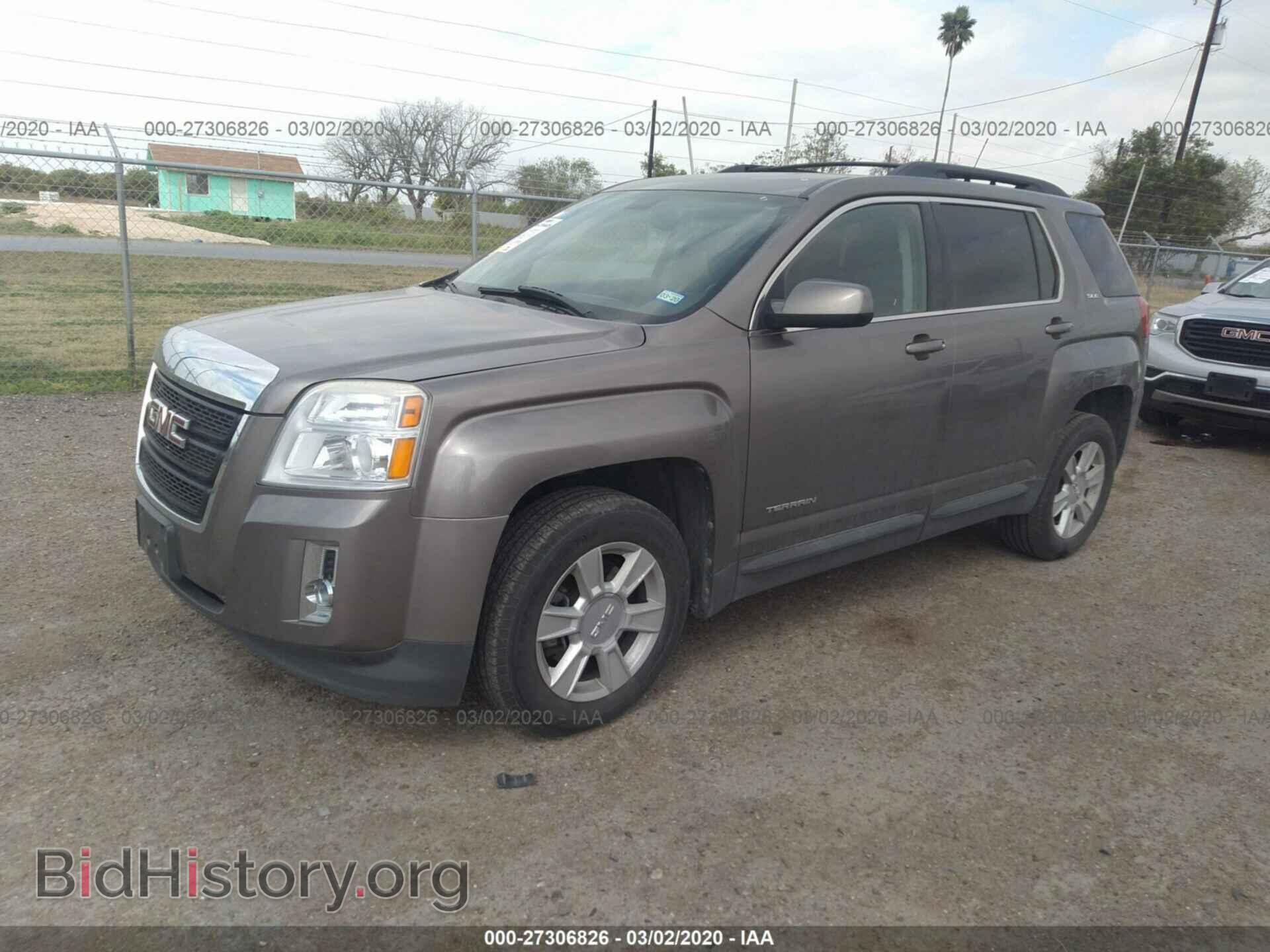 2010 GMC TERRAIN - VIN: 2CTALDEW6A6303149 - Photo 2