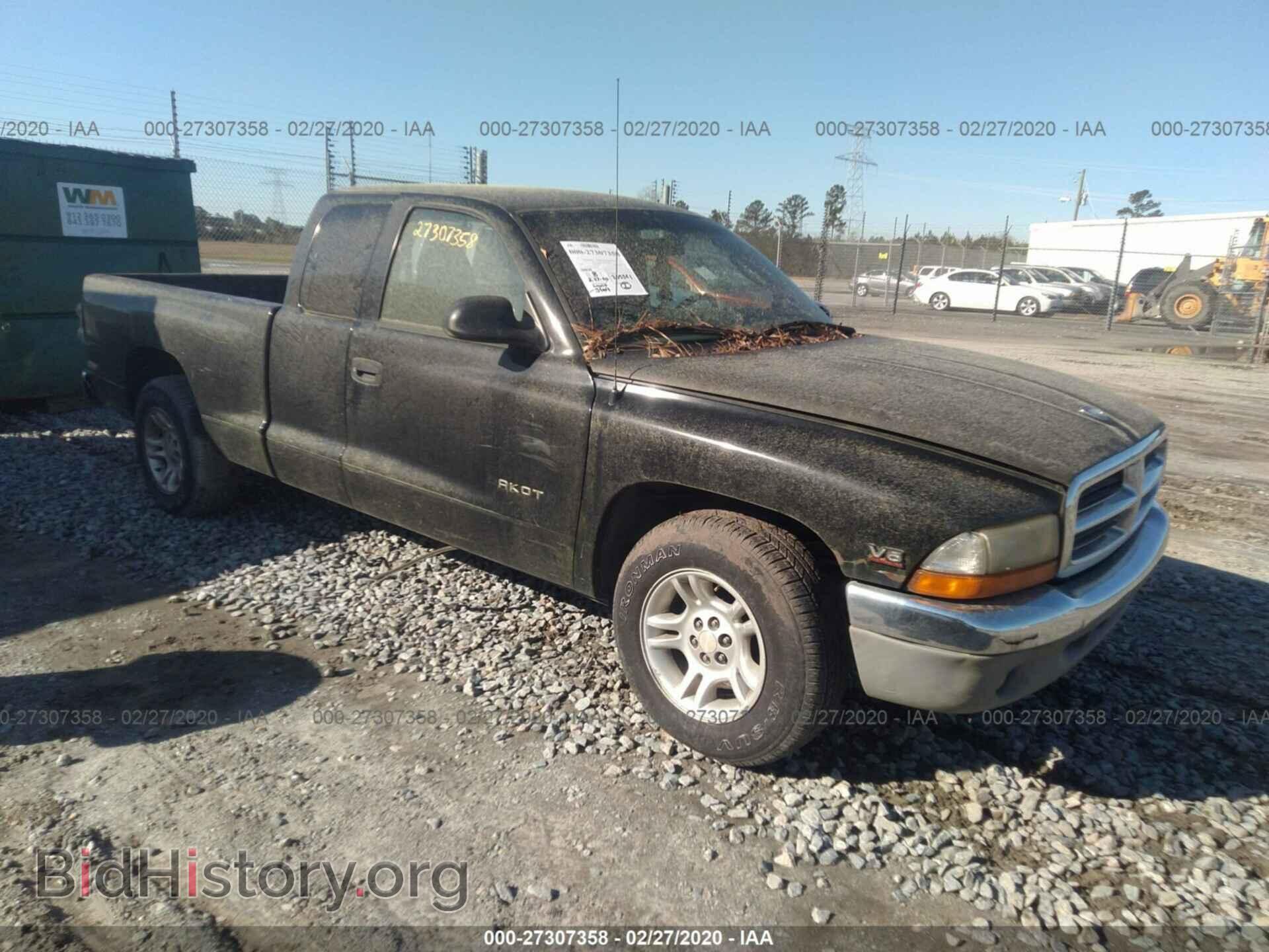 Photo 1B7GL22X7YS764794 - DODGE DAKOTA 2000