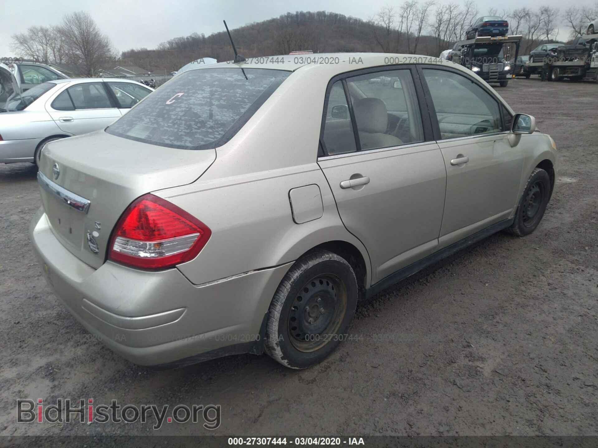 2007 NISSAN VERSA - VIN: 3N1BC11EX7L435463 - Фото 4