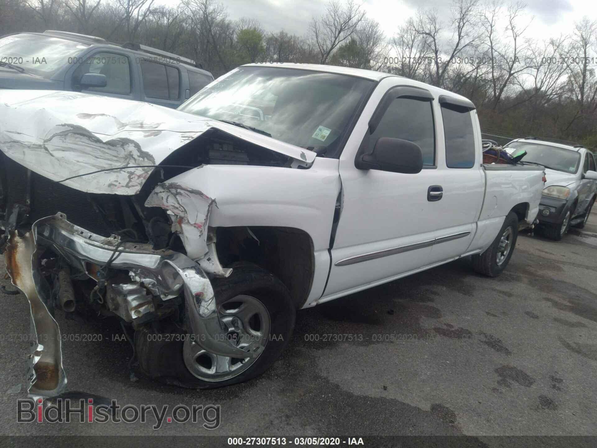 2003 GMC NEW SIERRA - VIN: 2GTEC19VX31331002 - Фото 2