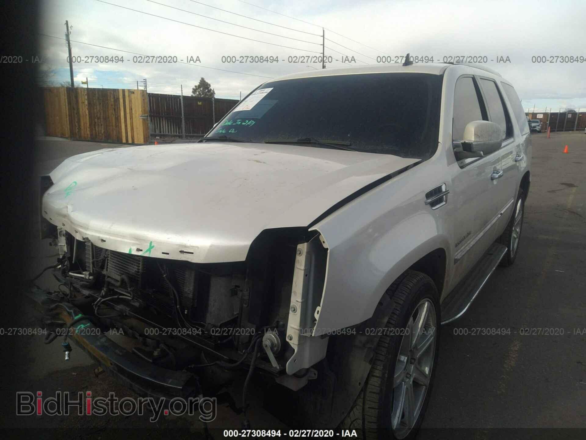 2011 CADILLAC ESCALADE - VIN: 1GYS4BEF9BR300098 - Фото 2
