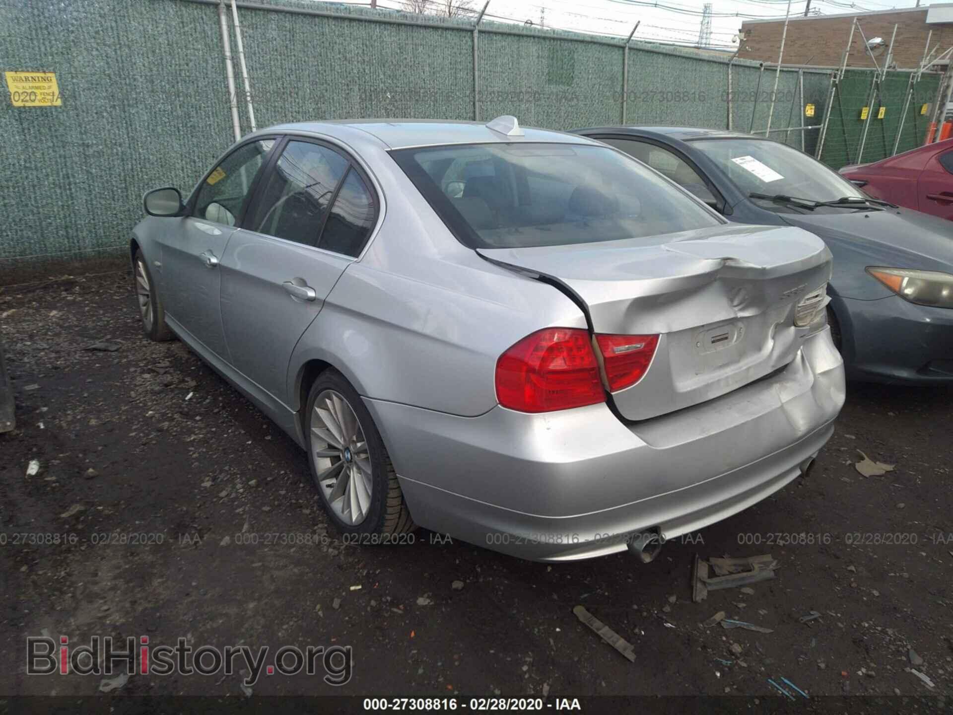2009 BMW 335 - VIN: WBAPL33559A405483 - Photo 3