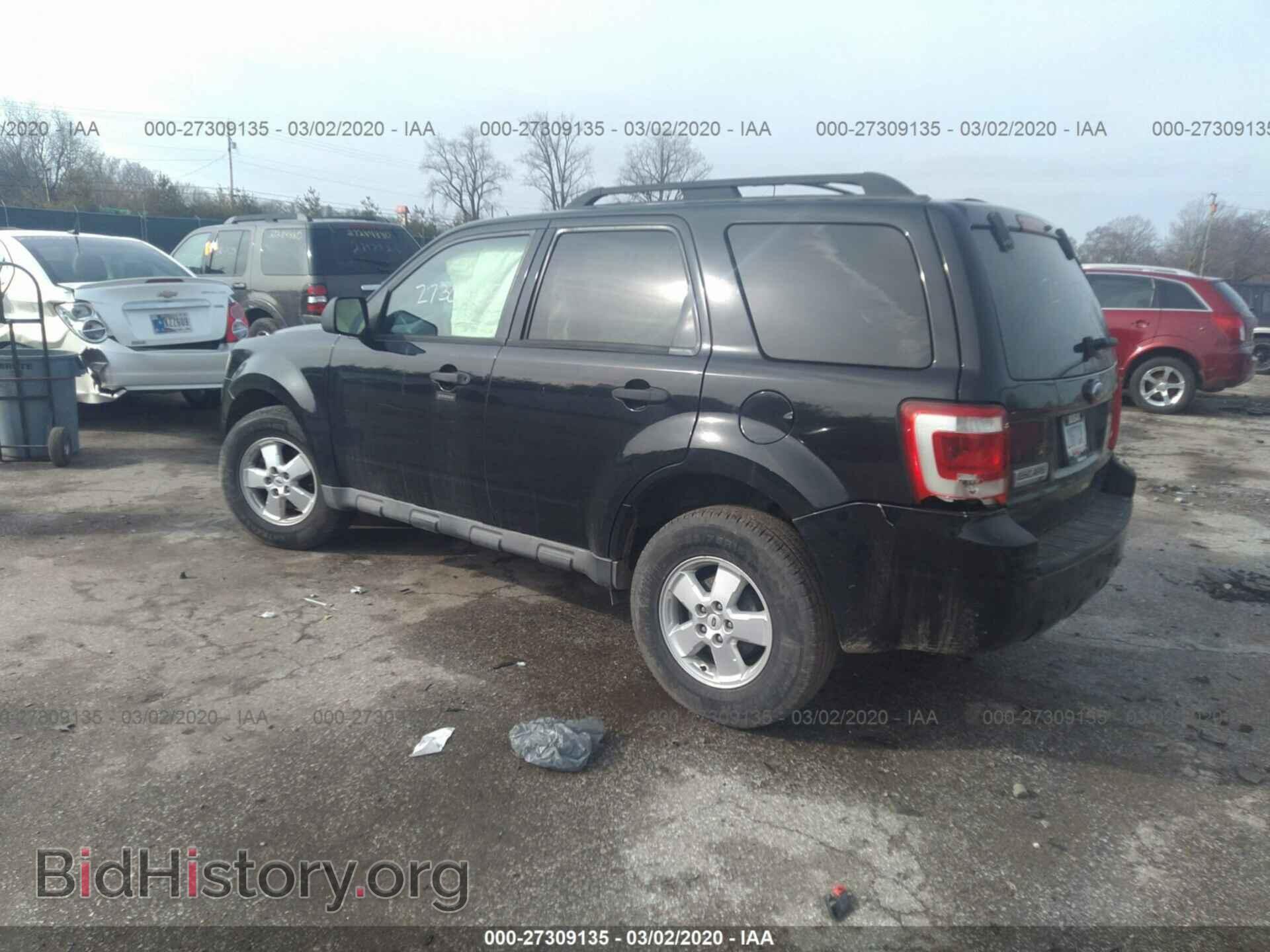2009 FORD ESCAPE - VIN: 1FMCU03769KB28119 - Фото 3