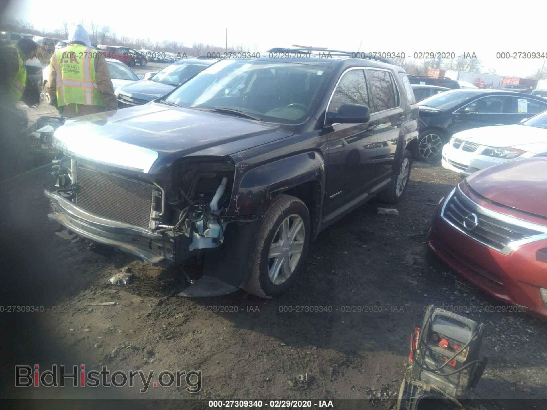 2011 GMC TERRAIN - VIN: 2CTFLUE51B6462496 - Фото 2