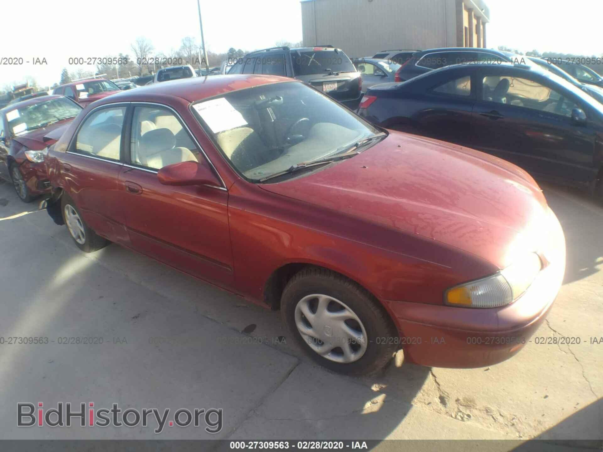 Photo 1YVGF22C2X5850493 - MAZDA 626 1999