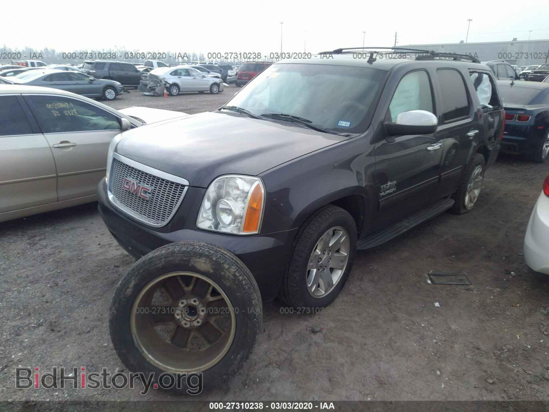 2011 GMC YUKON - VIN: 1GKS1CE04BR105630 - Фото 2