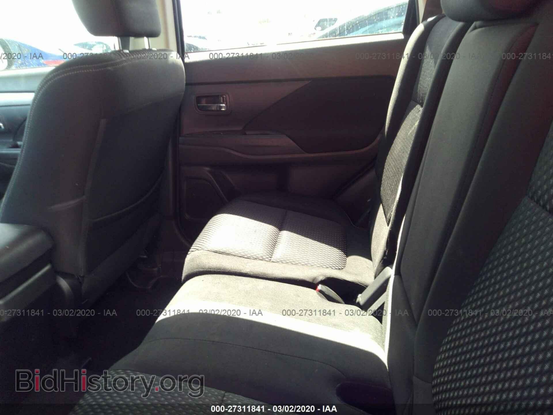 2017 MITSUBISHI OUTLANDER - VIN: JA4AD3A30HZ040163 - Фото 8