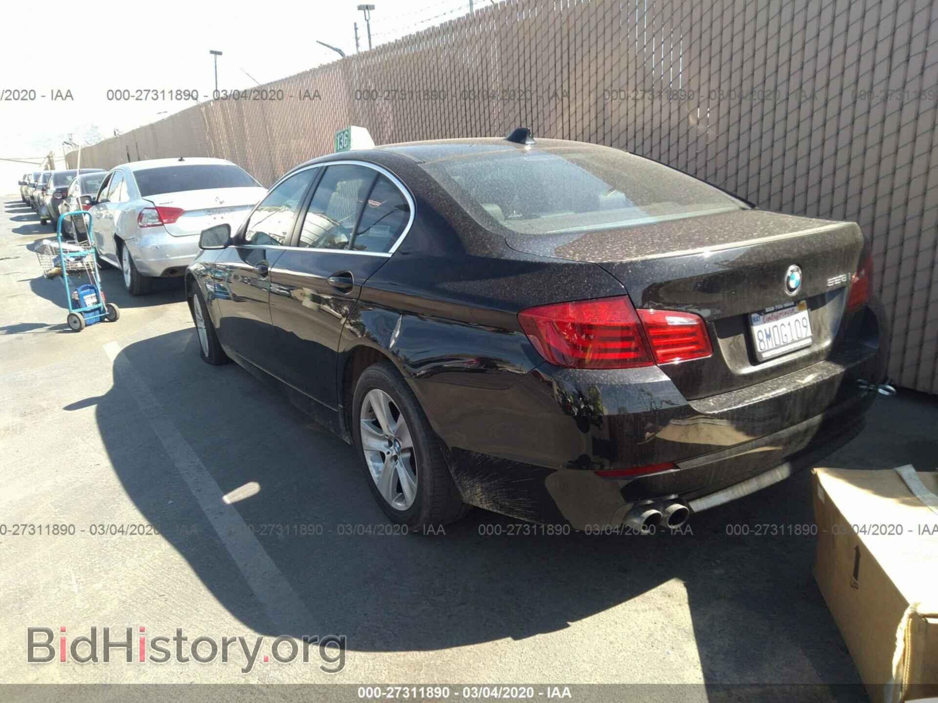 2011 BMW 528 - VIN: WBAFR1C50BC748310 - Photo 3