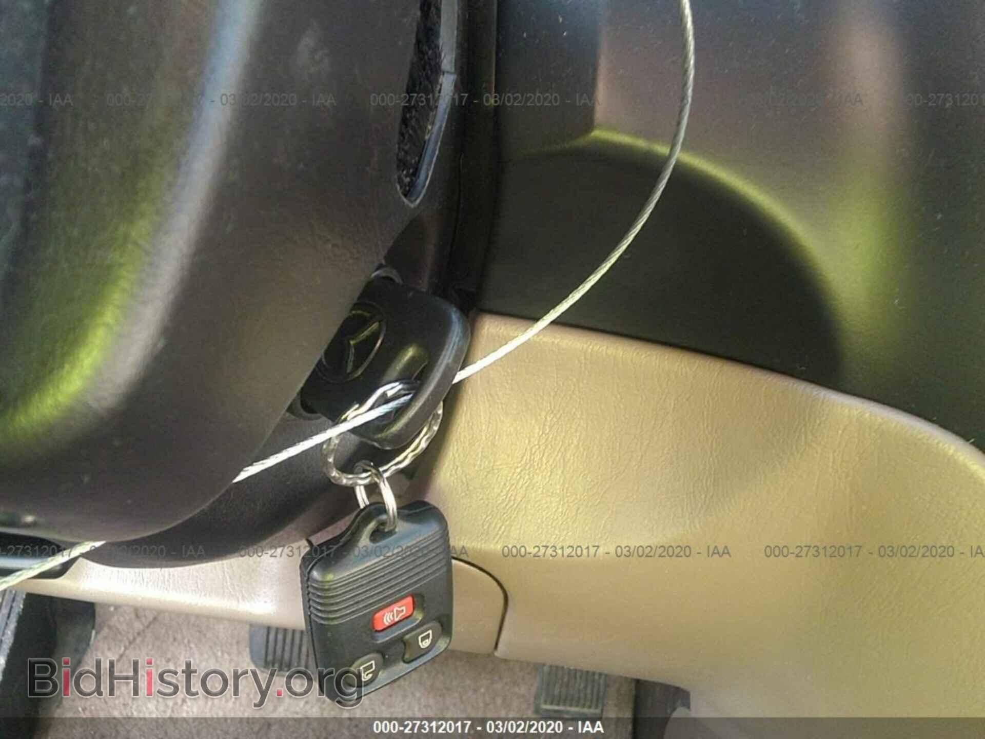 2002 MAZDA TRIBUTE - VIN: 4F2CU08122KM60248 - Photo 11