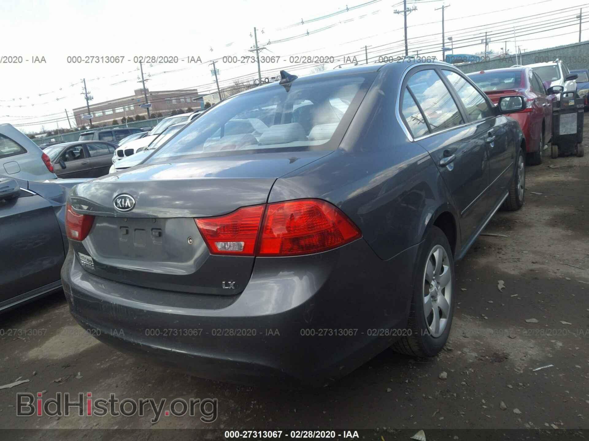 2009 KIA OPTIMA - VIN: KNAGE228495303228 - Фото 4