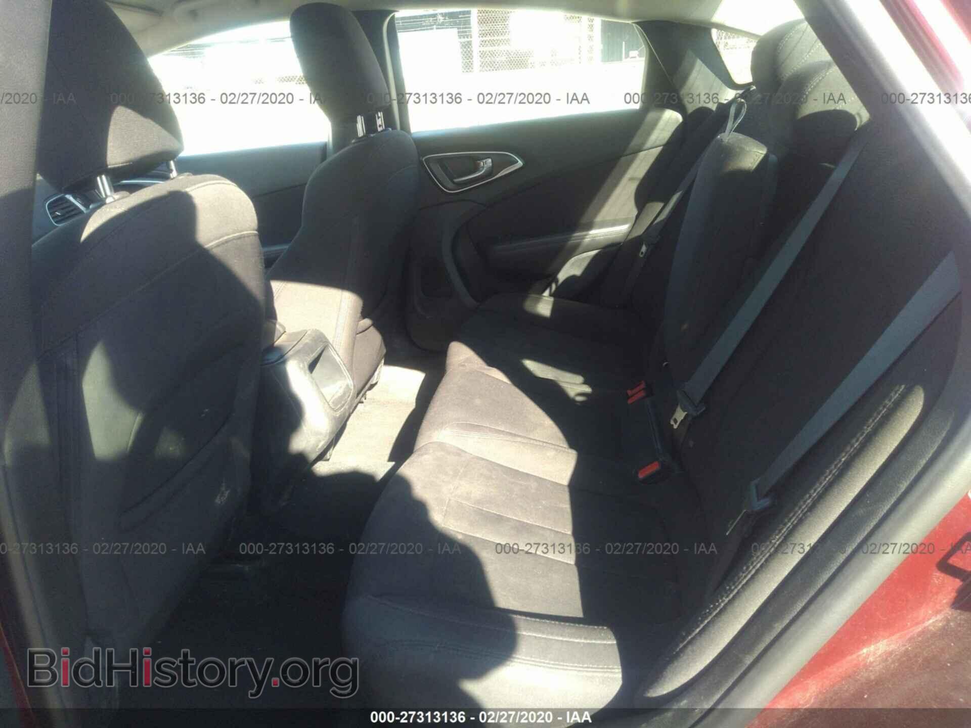 2015 CHRYSLER 200 - VIN: 1C3CCCAB5FN734123 - Фото 8