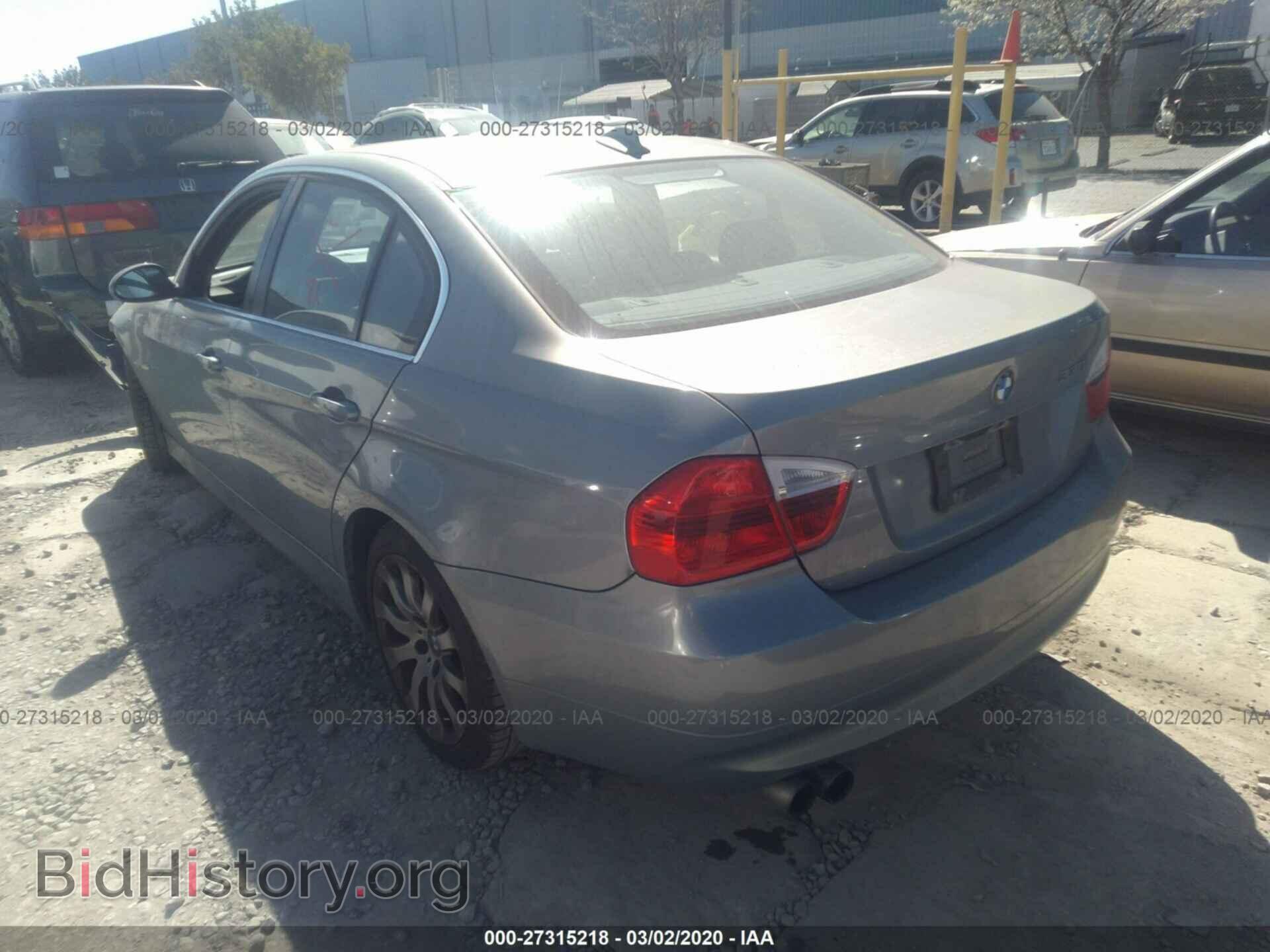 2006 BMW 330 - VIN: WBAVB33506KR74774 - Photo 3
