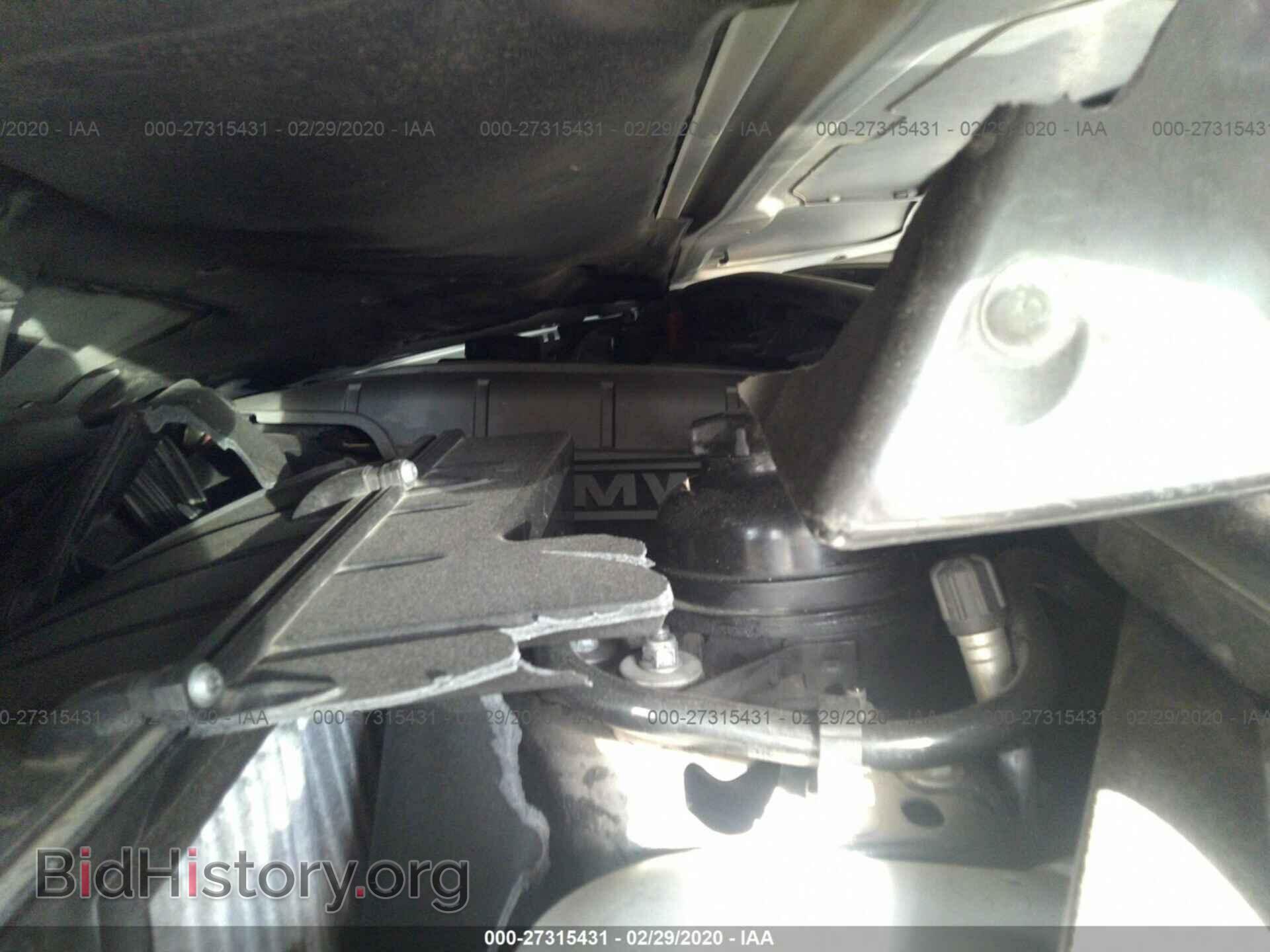 2006 BMW 330 - VIN: WBAVB33536PS13241 - Фото 10
