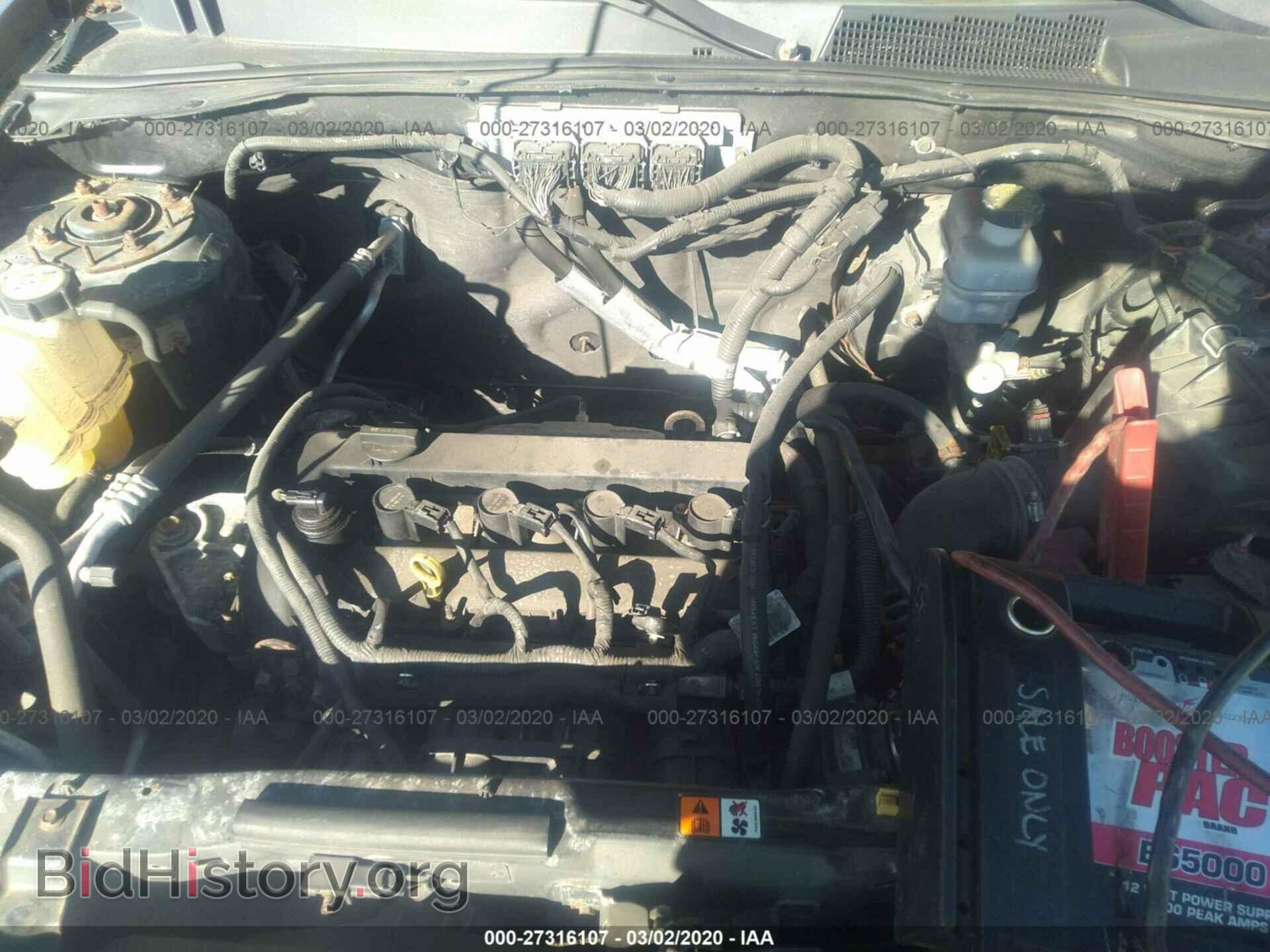 2011 FORD ESCAPE - VIN: 1FMCU0D77BKA08463 - Photo 10