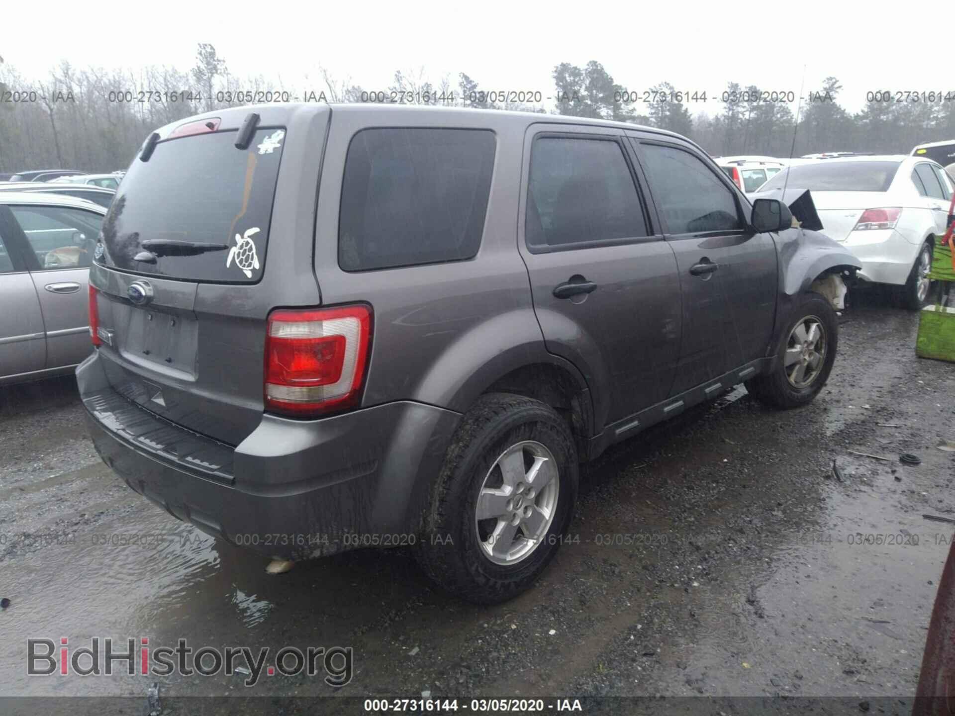 2011 FORD ESCAPE - VIN: 1FMCU0C73BKC28278 - Фото 4