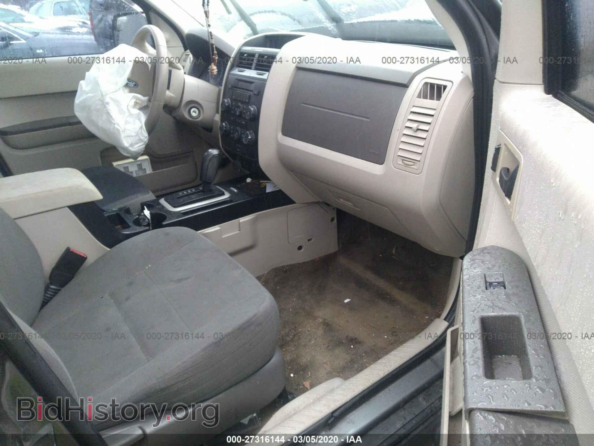 2011 FORD ESCAPE - VIN: 1FMCU0C73BKC28278 - Фото 5