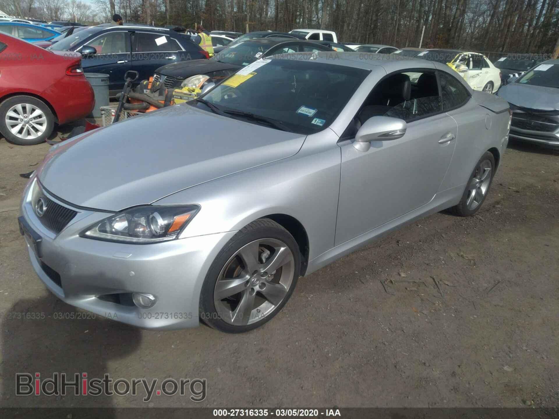 2011 LEXUS IS - VIN: JTHFF2C24B2520774 - Photo 2