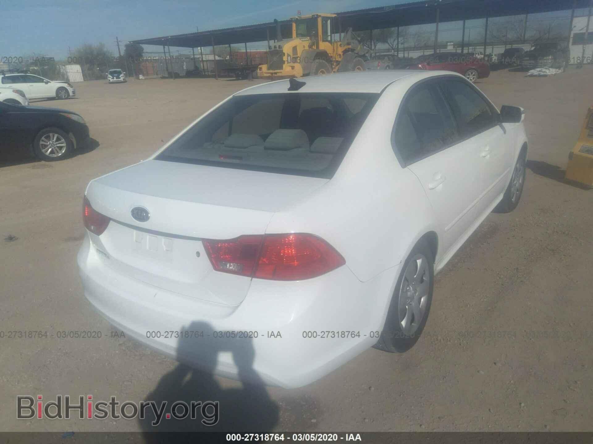 2010 KIA OPTIMA - VIN: KNAGG4A8XA5422459 - Фото 4