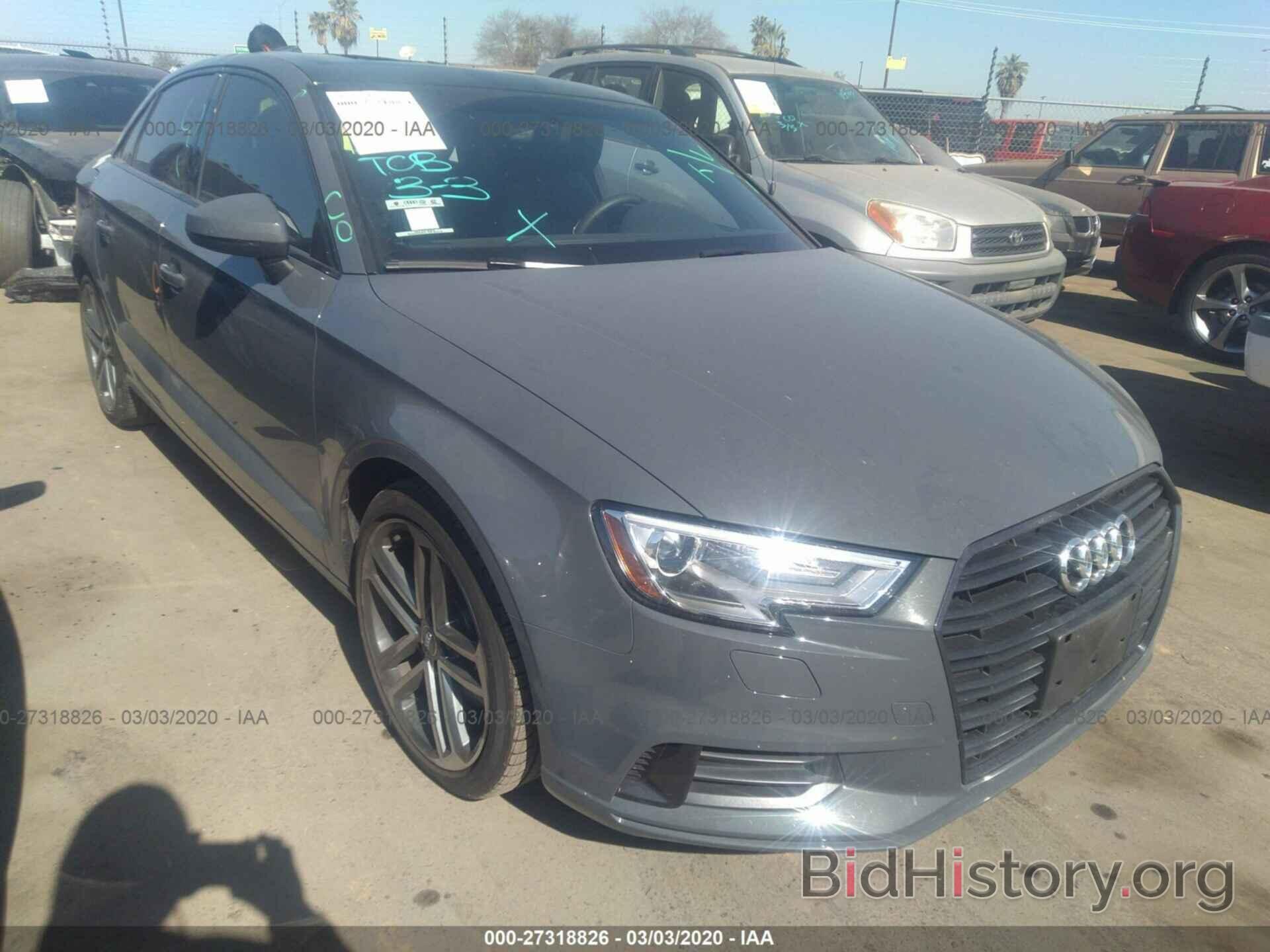 Photo WAUAUGFF8KA125349 - AUDI A3 2019