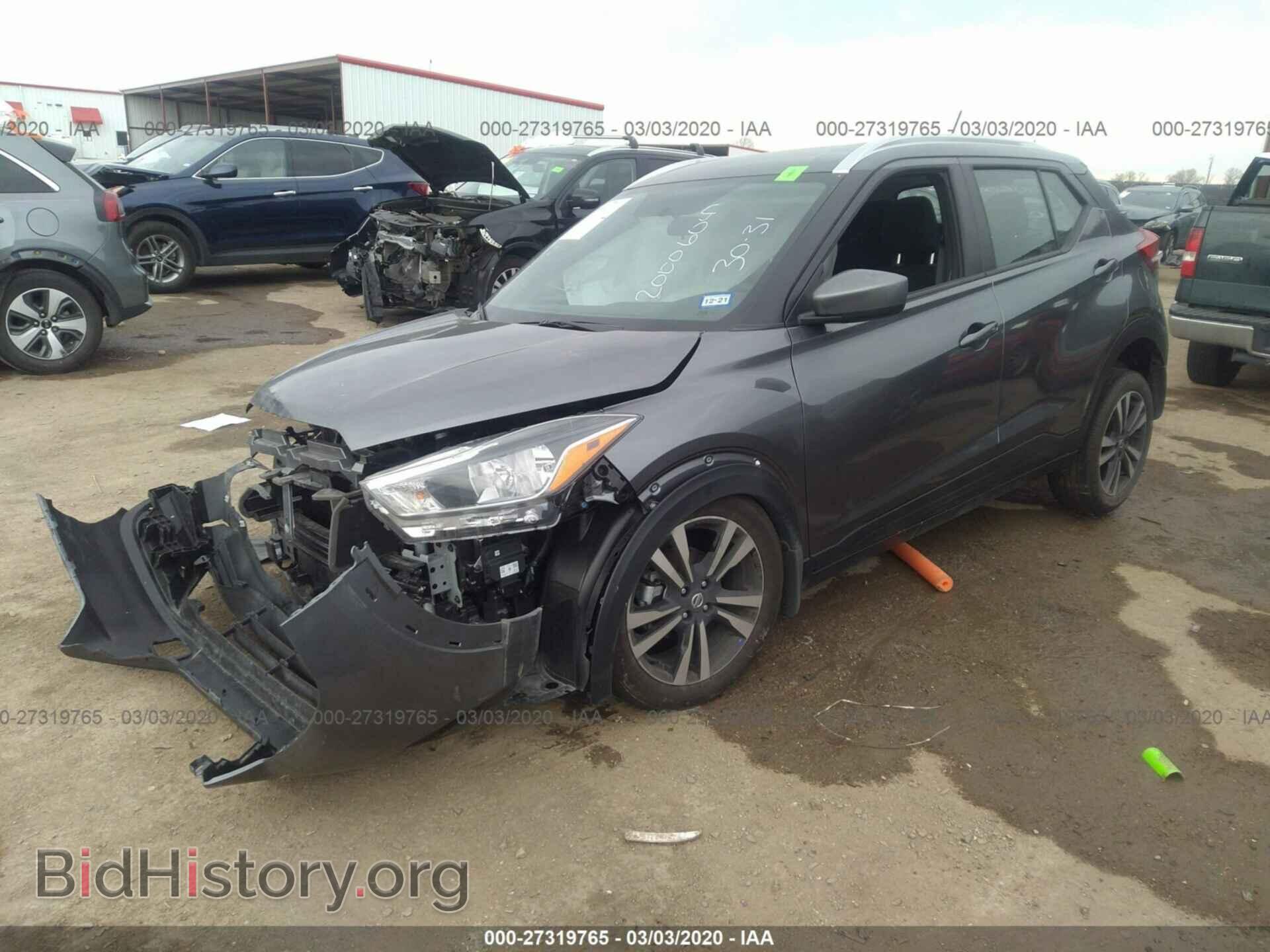 2019 NISSAN KICKS - VIN: 3N1CP5CU3KL569292 - Фото 2