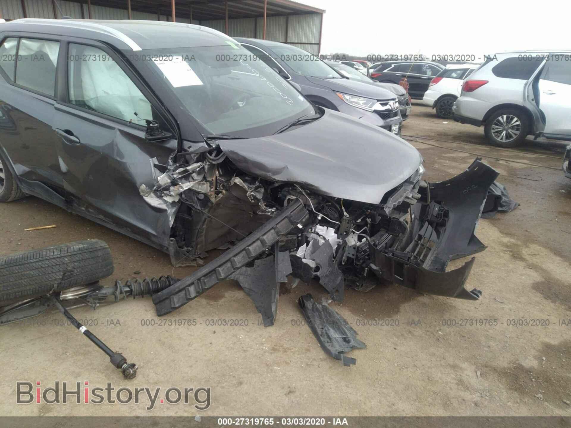 2019 NISSAN KICKS - VIN: 3N1CP5CU3KL569292 - Фото 6