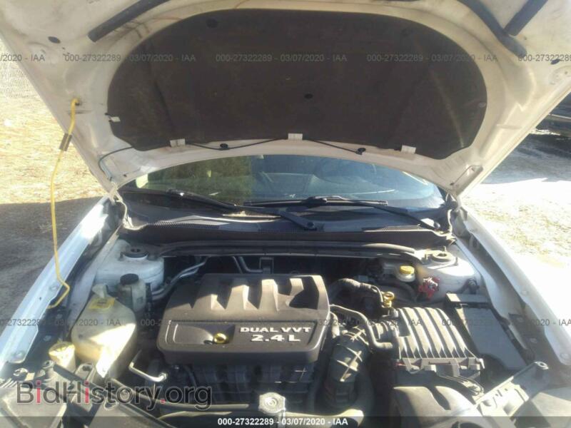 2011 Dodge AVENGER (VIN 1B3BD4FB6BN518652) — photo 10 of 11