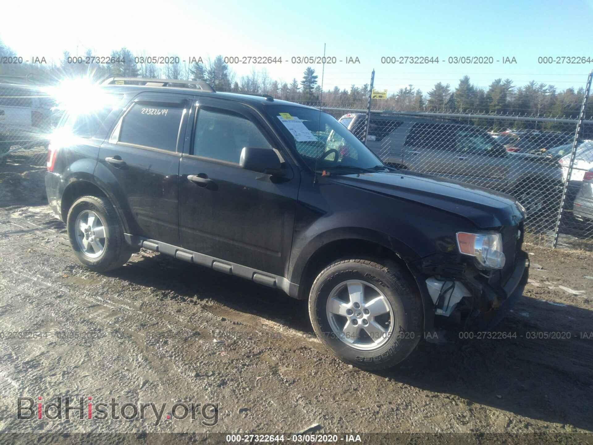Photo 1FMCU9D77BKB08454 - FORD ESCAPE 2011